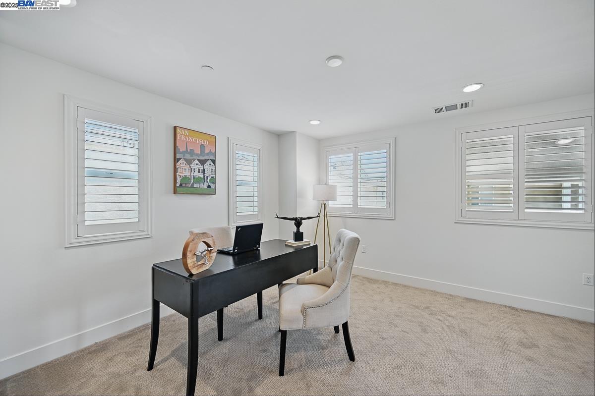 8526 Jetty Way, Newark, California 94560, 4 Bedrooms Bedrooms, 8 Rooms Rooms,3 BathroomsBathrooms,Residential,For Sale,8526 Jetty Way,41096692