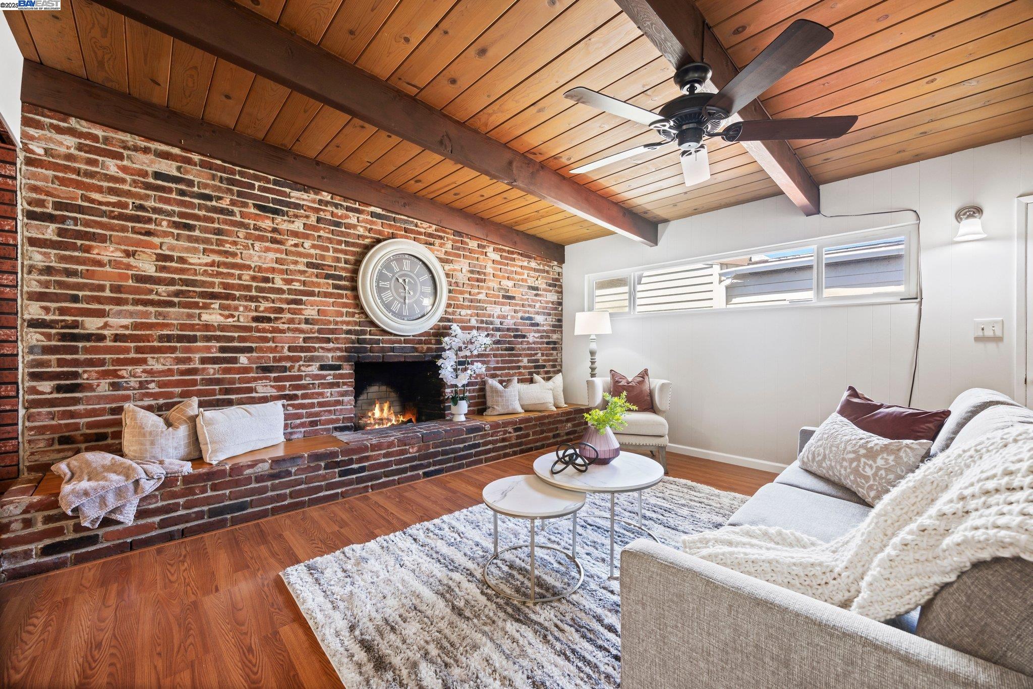 404 Oxford St, Hayward, California 94541, 4 Bedrooms Bedrooms, 8 Rooms Rooms,2 BathroomsBathrooms,Residential,For Sale,404 Oxford St,41096693