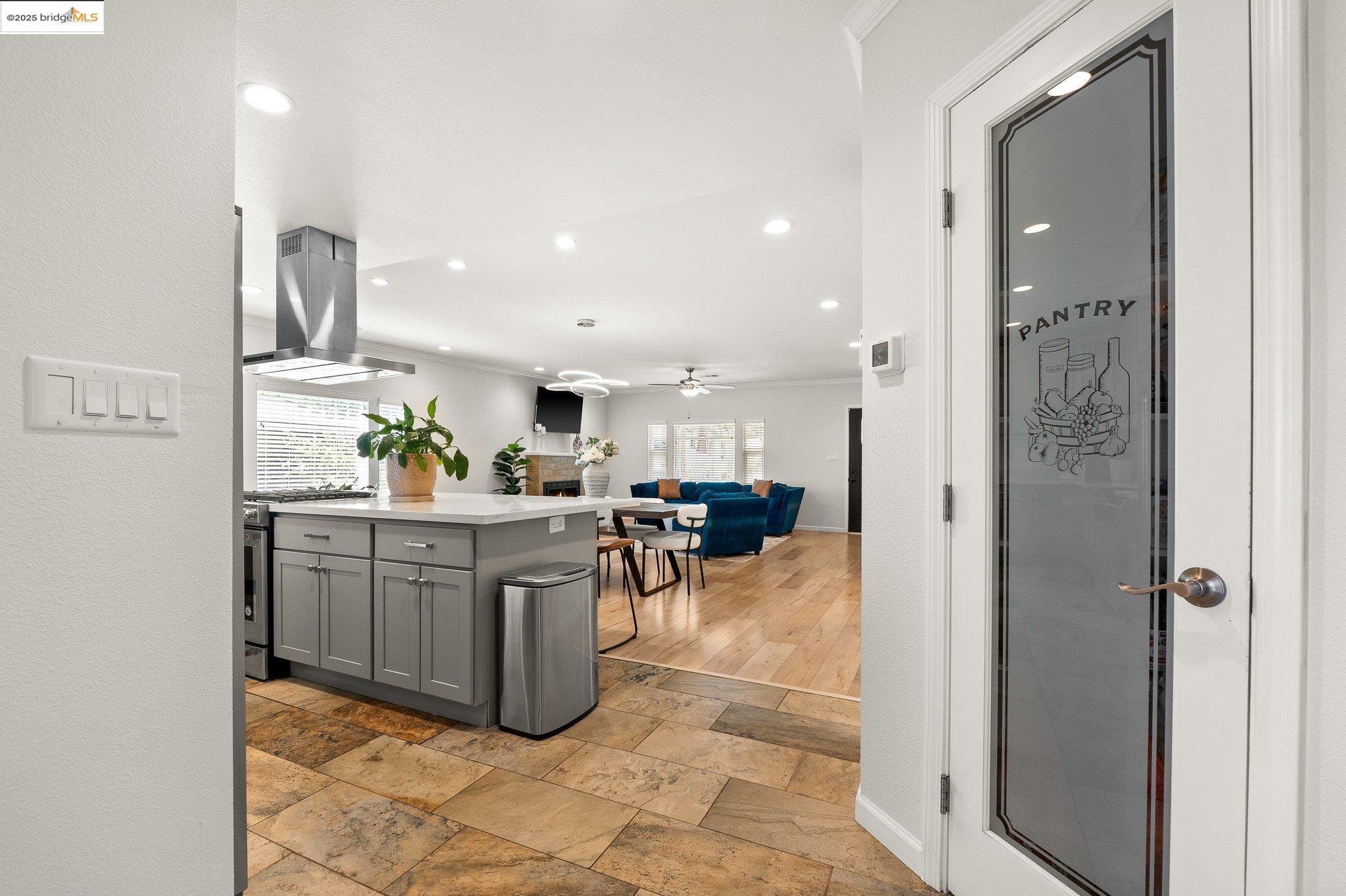 2834 Birdsall Ave, Oakland, California 94619, 4 Bedrooms Bedrooms, 5 Rooms Rooms,2 BathroomsBathrooms,Residential,For Sale,2834 Birdsall Ave,41096694