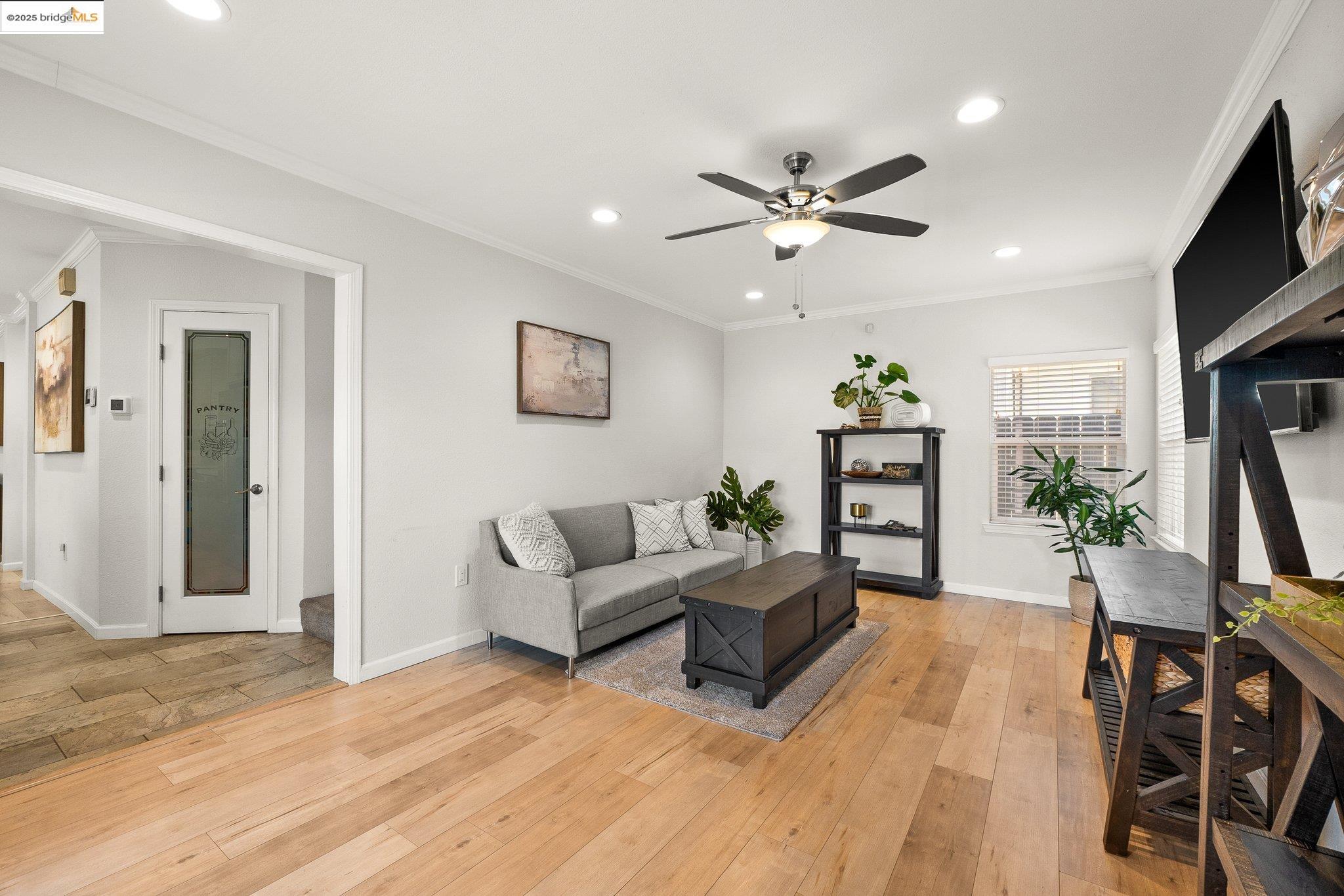 2834 Birdsall Ave, Oakland, California 94619, 4 Bedrooms Bedrooms, 5 Rooms Rooms,2 BathroomsBathrooms,Residential,For Sale,2834 Birdsall Ave,41096694