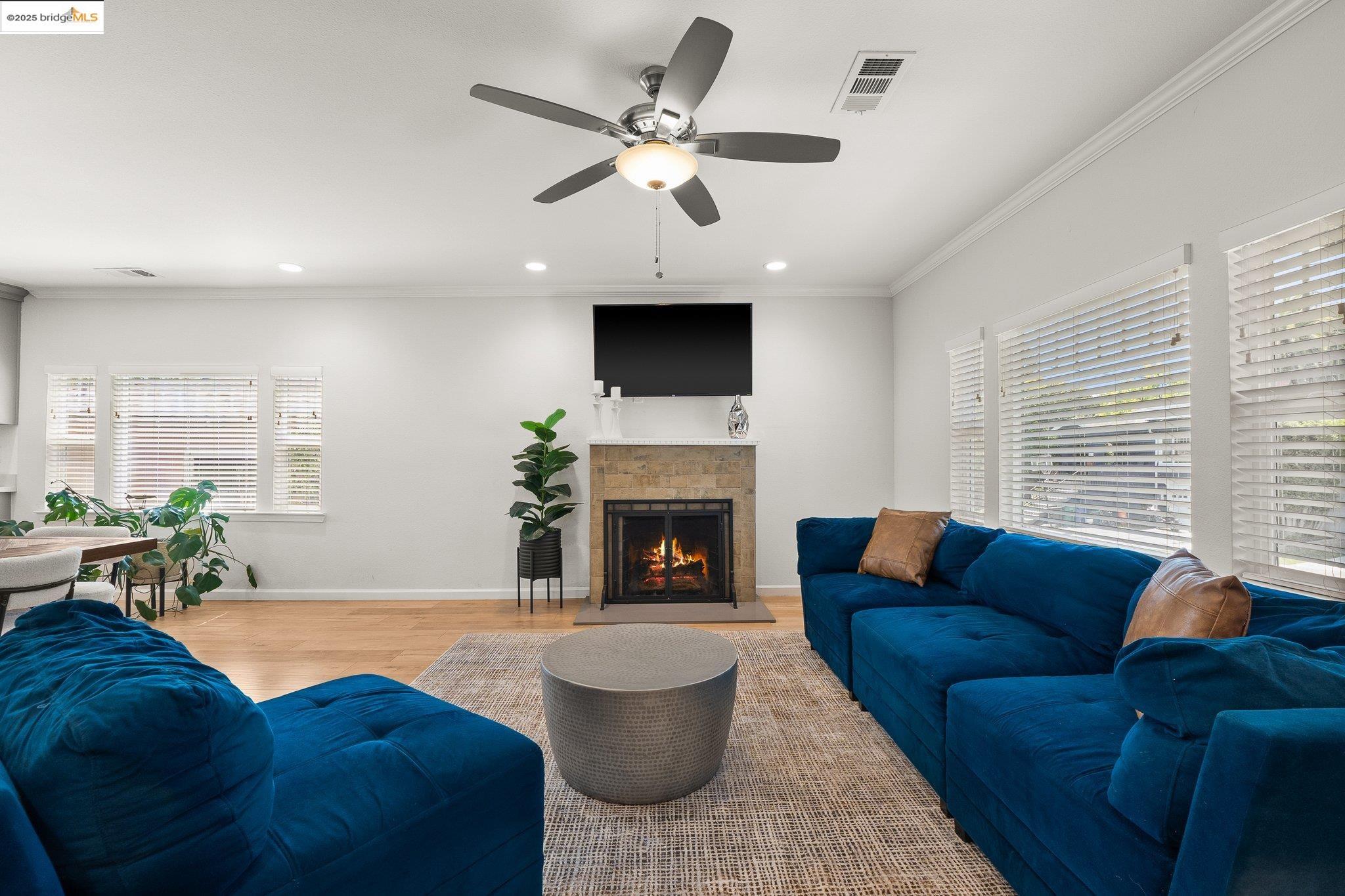 2834 Birdsall Ave, Oakland, California 94619, 4 Bedrooms Bedrooms, 5 Rooms Rooms,2 BathroomsBathrooms,Residential,For Sale,2834 Birdsall Ave,41096694