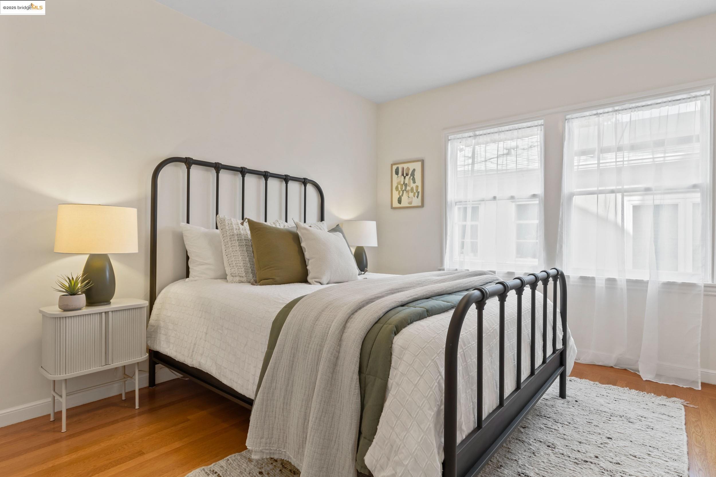 5468 Proctor Ave, Oakland, California 94618, 4 Bedrooms Bedrooms, 8 Rooms Rooms,2 BathroomsBathrooms,Residential,For Sale,5468 Proctor Ave,41096695