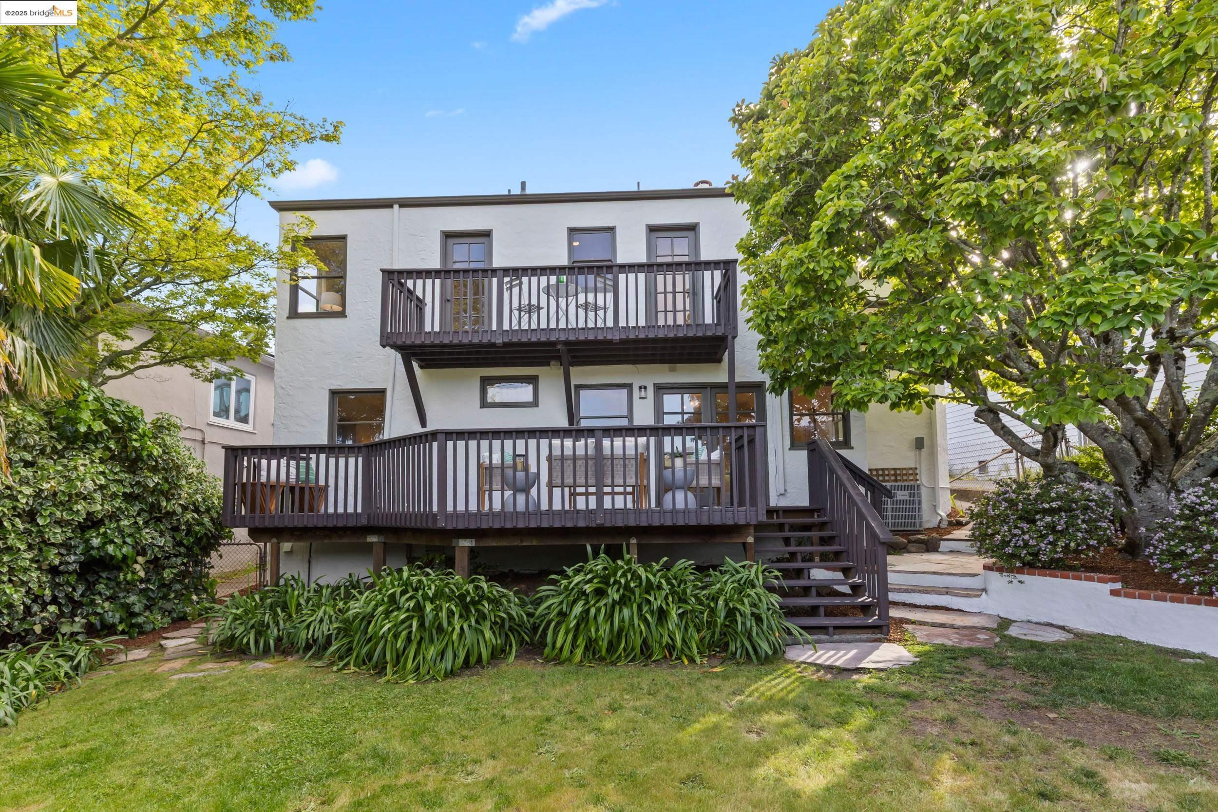 5468 Proctor Ave, Oakland, California 94618, 4 Bedrooms Bedrooms, 8 Rooms Rooms,2 BathroomsBathrooms,Residential,For Sale,5468 Proctor Ave,41096695