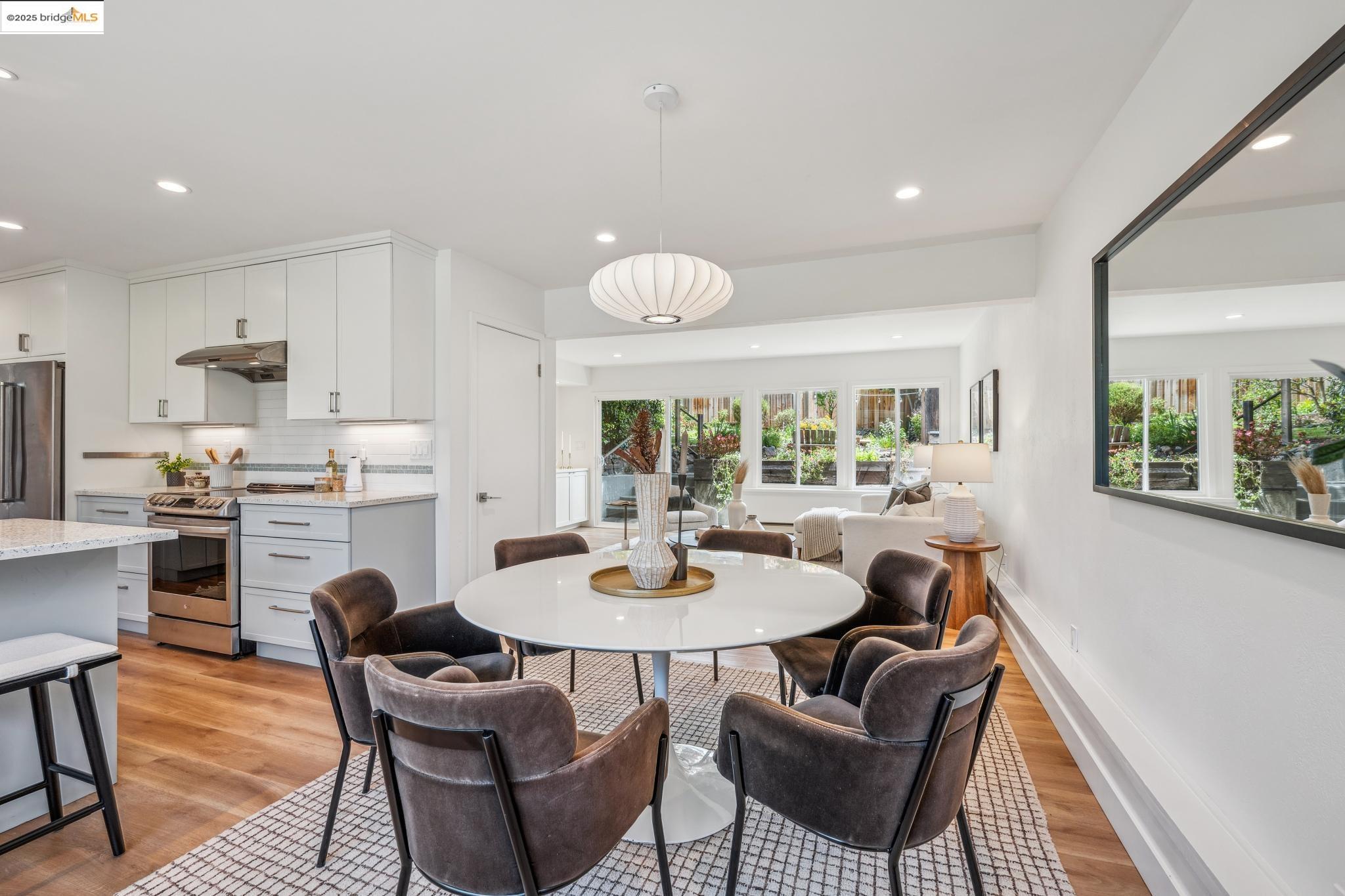 1304 Noble Ct, El Cerrito, California 94530, 6 Bedrooms Bedrooms, 9 Rooms Rooms,3 BathroomsBathrooms,Residential,For Sale,1304 Noble Ct,41096696