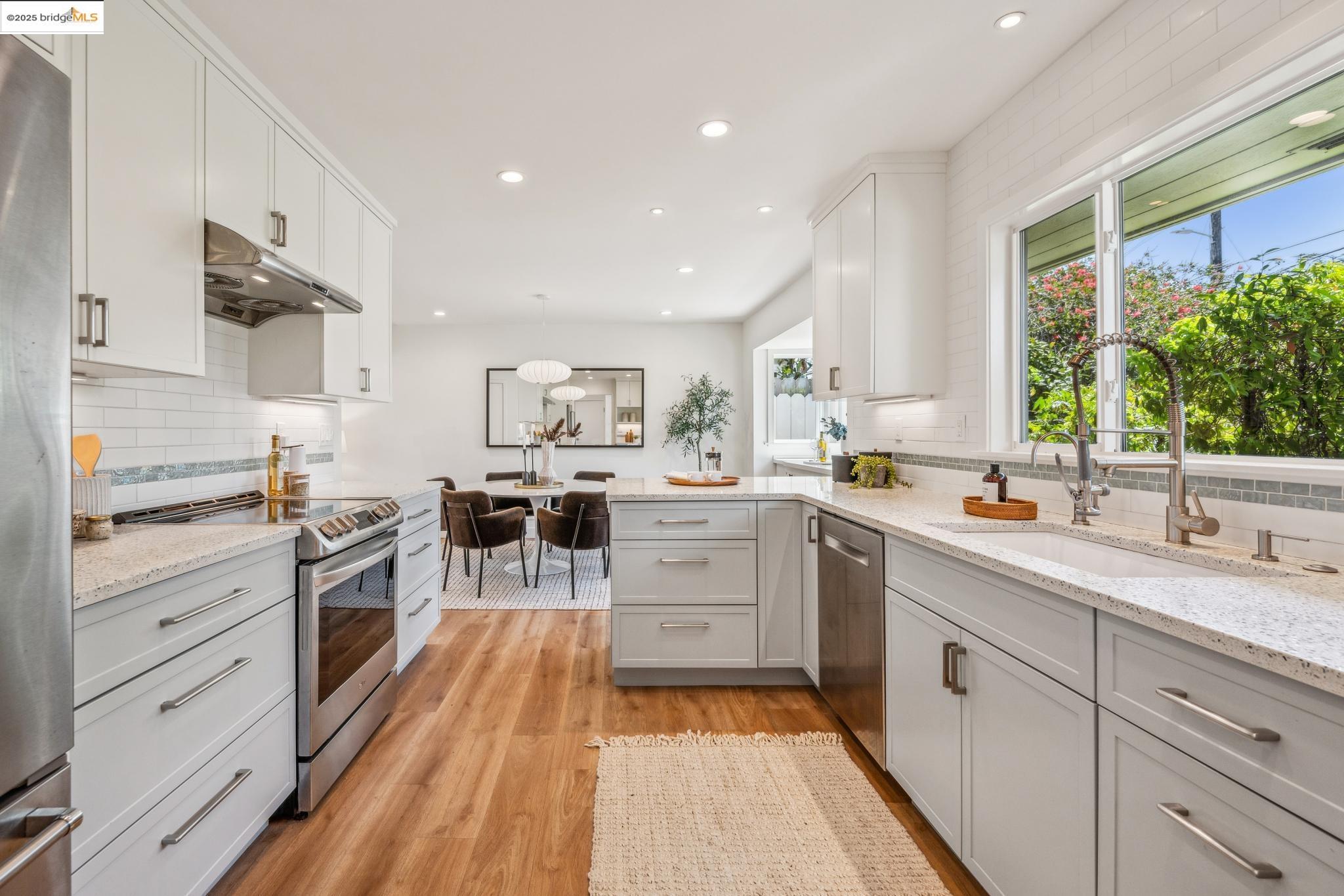 1304 Noble Ct, El Cerrito, California 94530, 6 Bedrooms Bedrooms, 9 Rooms Rooms,3 BathroomsBathrooms,Residential,For Sale,1304 Noble Ct,41096696