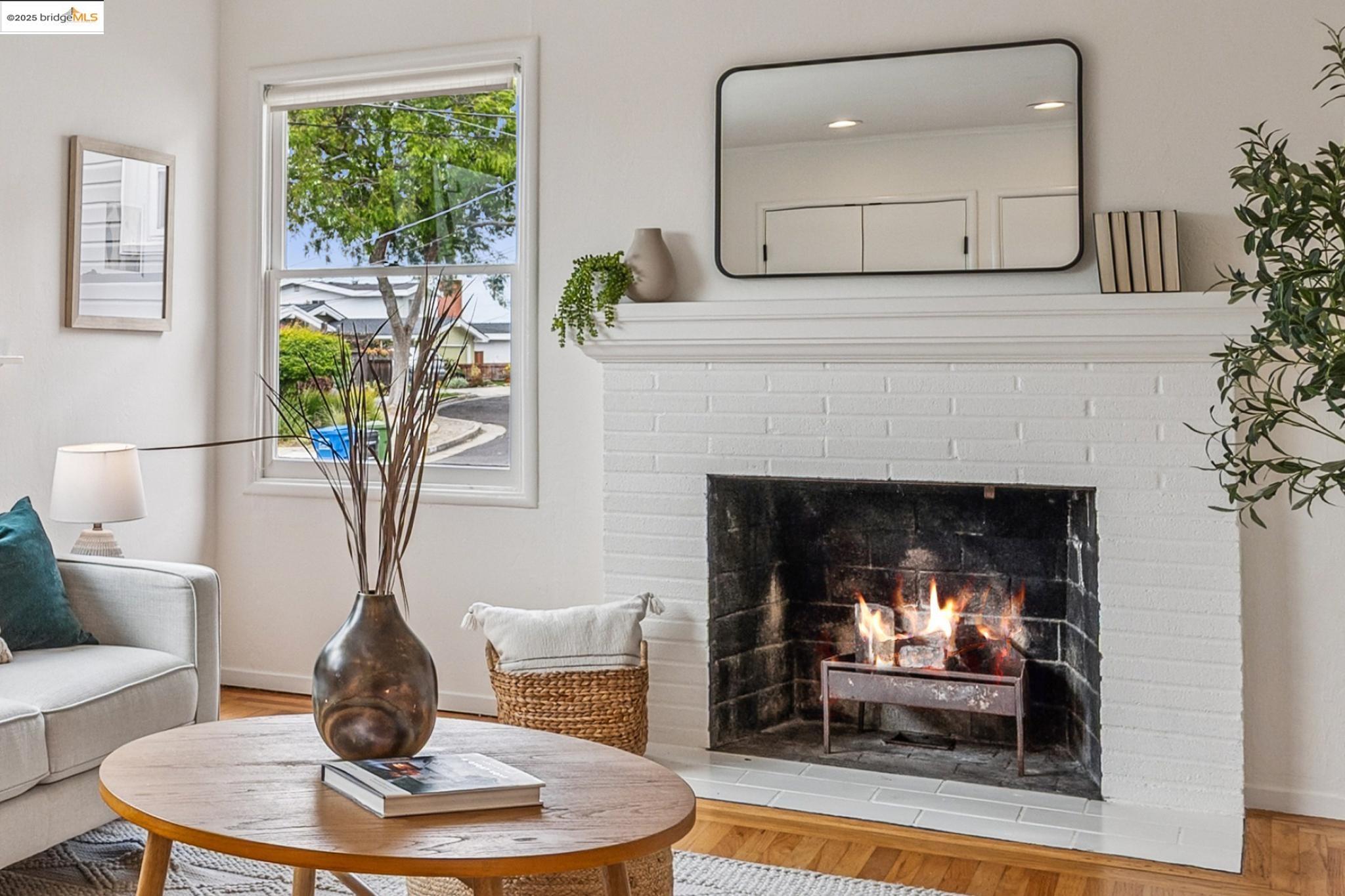 1304 Noble Ct, El Cerrito, California 94530, 6 Bedrooms Bedrooms, 9 Rooms Rooms,3 BathroomsBathrooms,Residential,For Sale,1304 Noble Ct,41096696