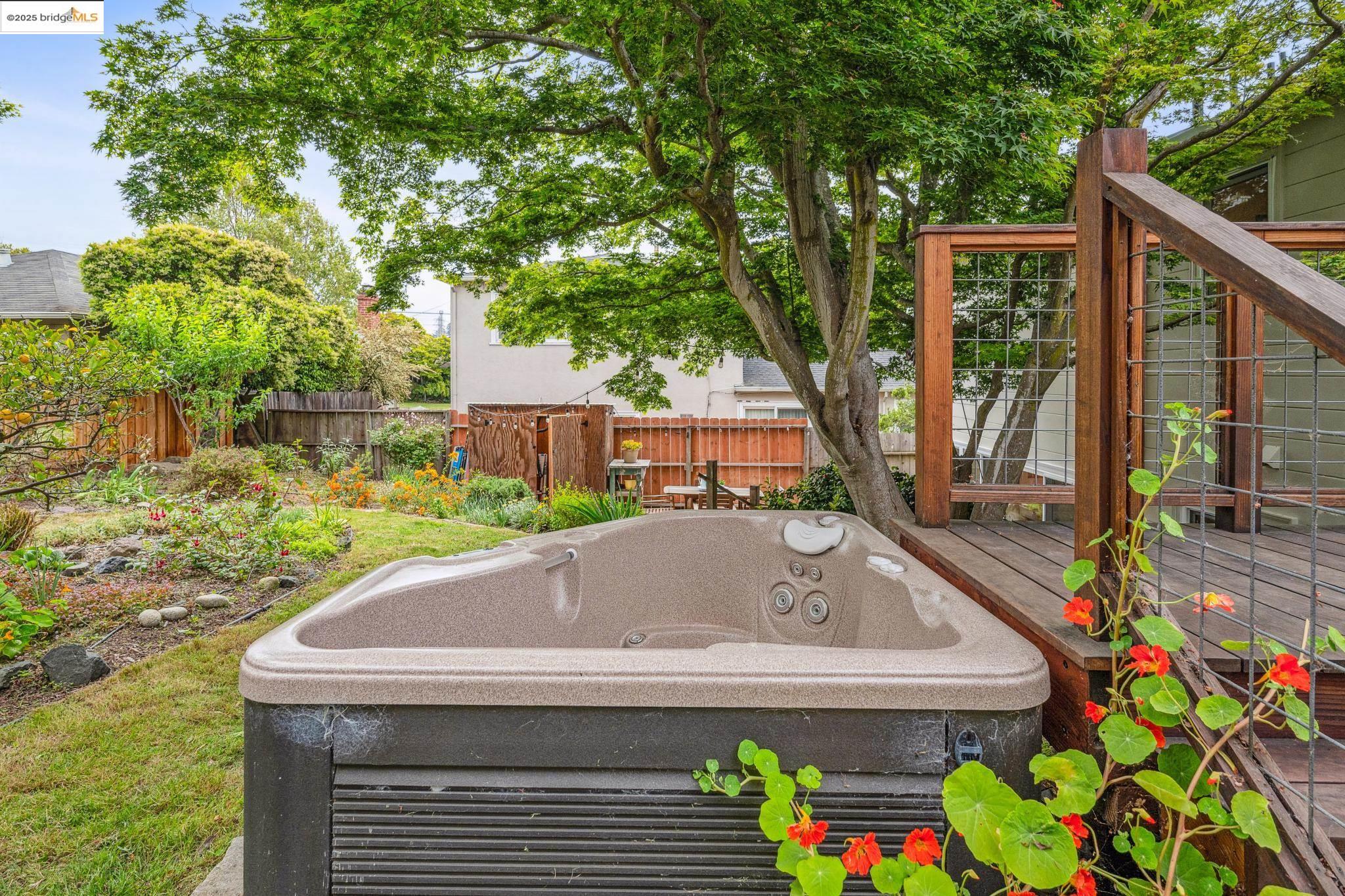1304 Noble Ct, El Cerrito, California 94530, 6 Bedrooms Bedrooms, 9 Rooms Rooms,3 BathroomsBathrooms,Residential,For Sale,1304 Noble Ct,41096696
