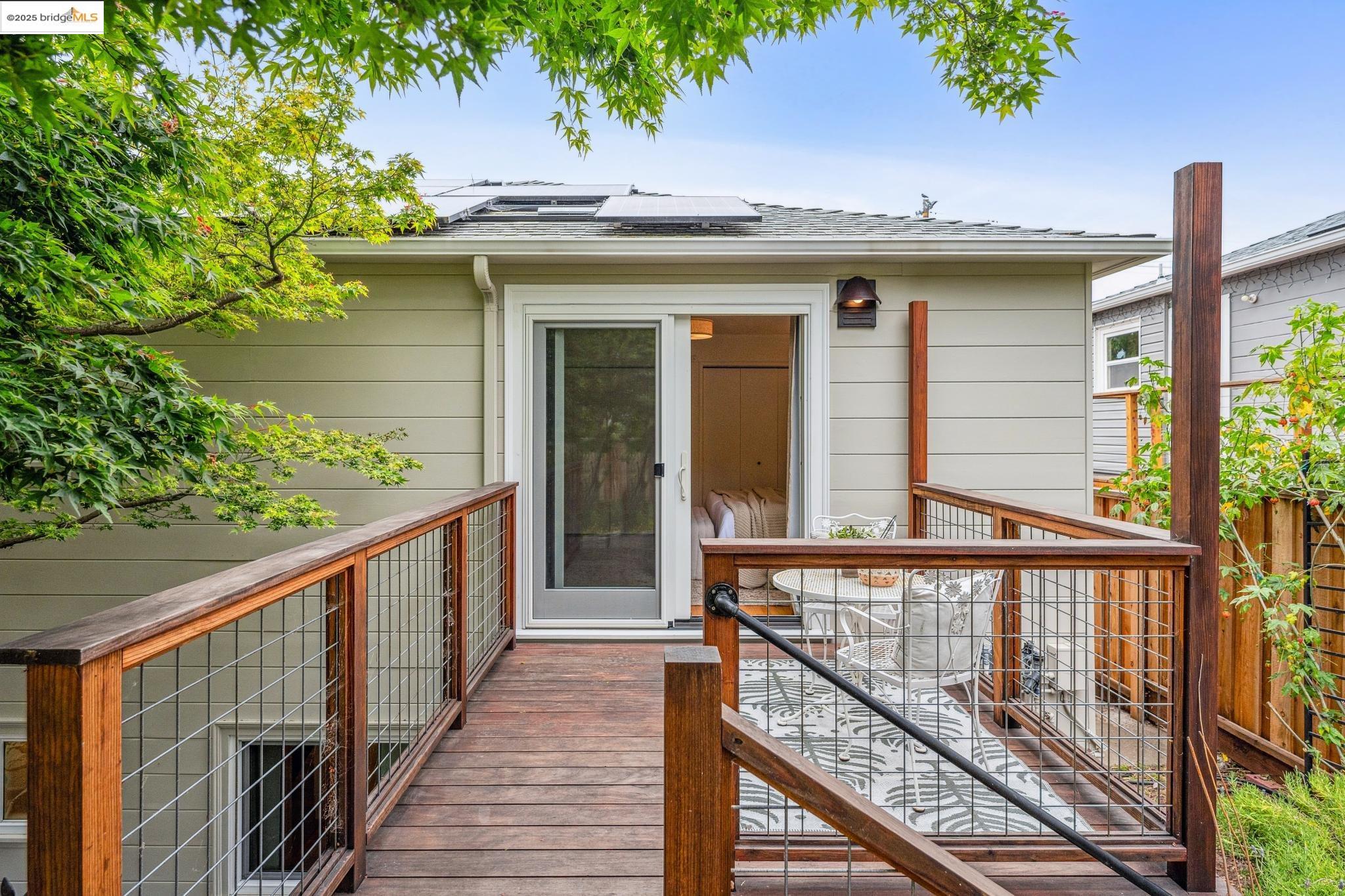 1304 Noble Ct, El Cerrito, California 94530, 6 Bedrooms Bedrooms, 9 Rooms Rooms,3 BathroomsBathrooms,Residential,For Sale,1304 Noble Ct,41096696