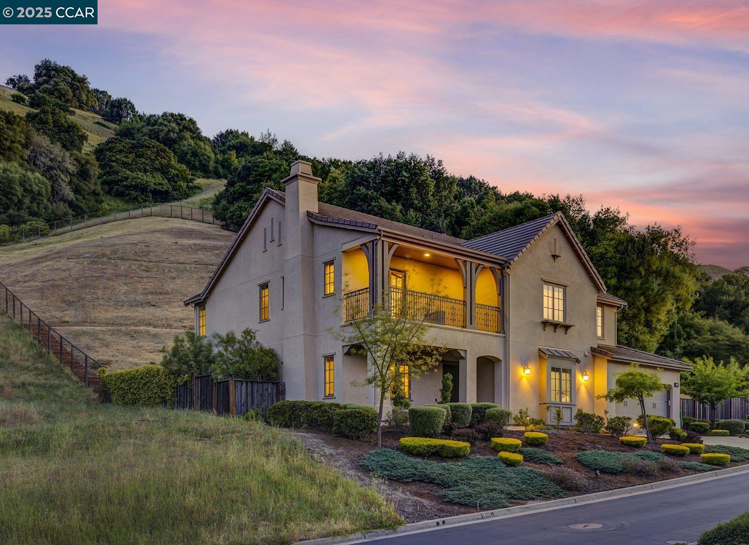 Detail Gallery Image 2 of 60 For 131 Wittenham Ct, San Ramon,  CA 94583 - 5 Beds | 3/1 Baths