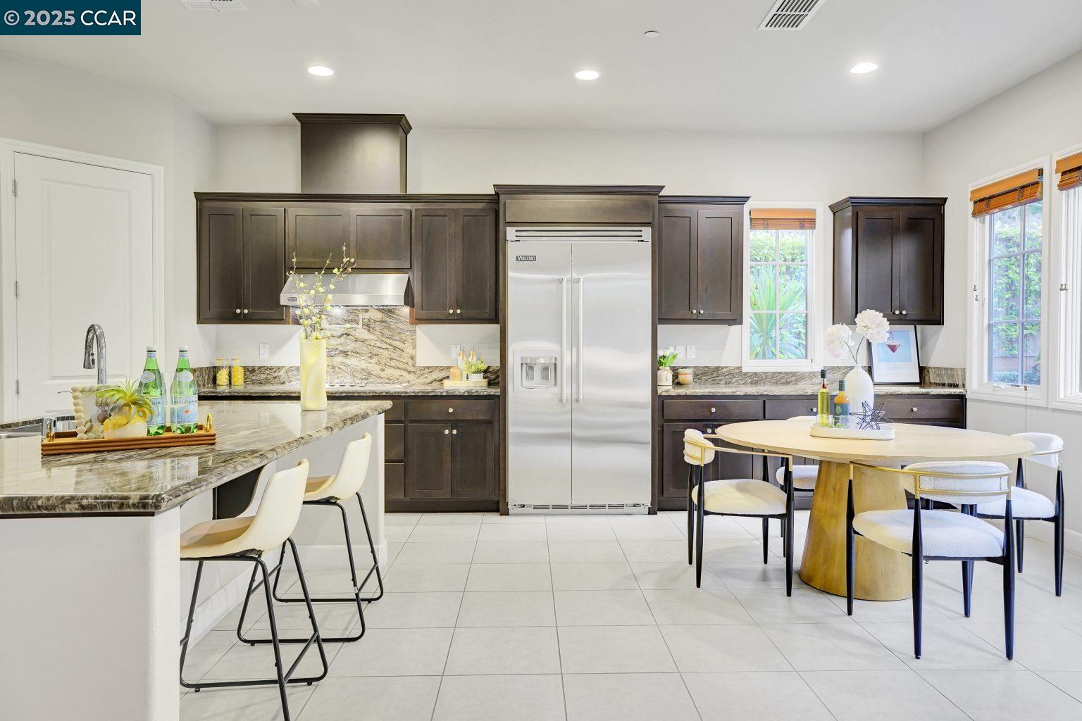 Detail Gallery Image 11 of 60 For 131 Wittenham Ct, San Ramon,  CA 94583 - 5 Beds | 3/1 Baths