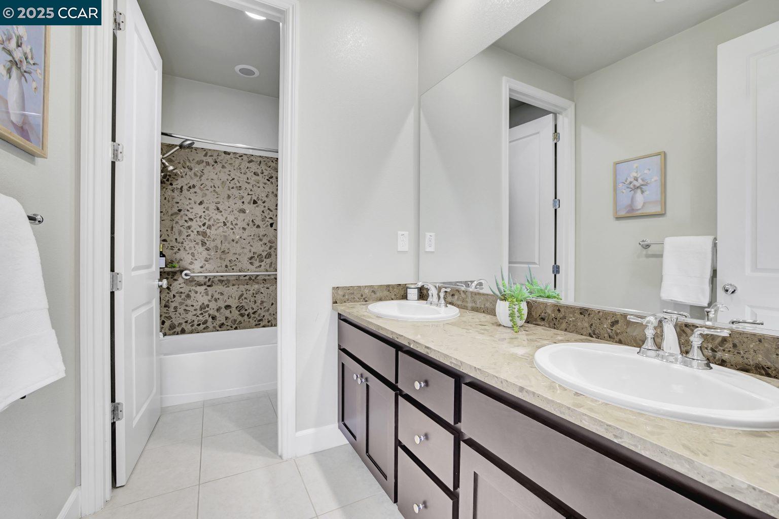 Detail Gallery Image 20 of 60 For 131 Wittenham Ct, San Ramon,  CA 94583 - 5 Beds | 3/1 Baths