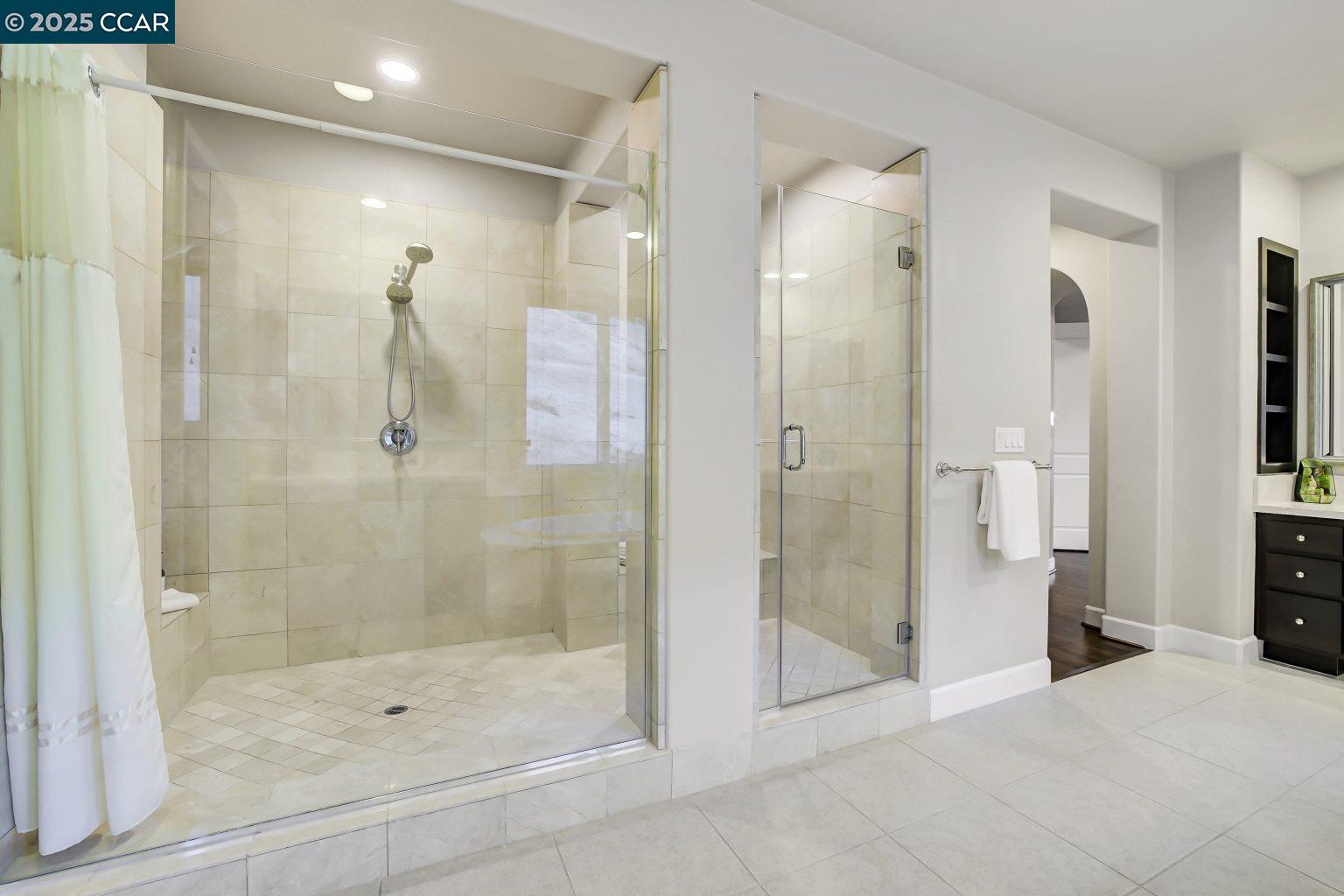 Detail Gallery Image 25 of 60 For 131 Wittenham Ct, San Ramon,  CA 94583 - 5 Beds | 3/1 Baths