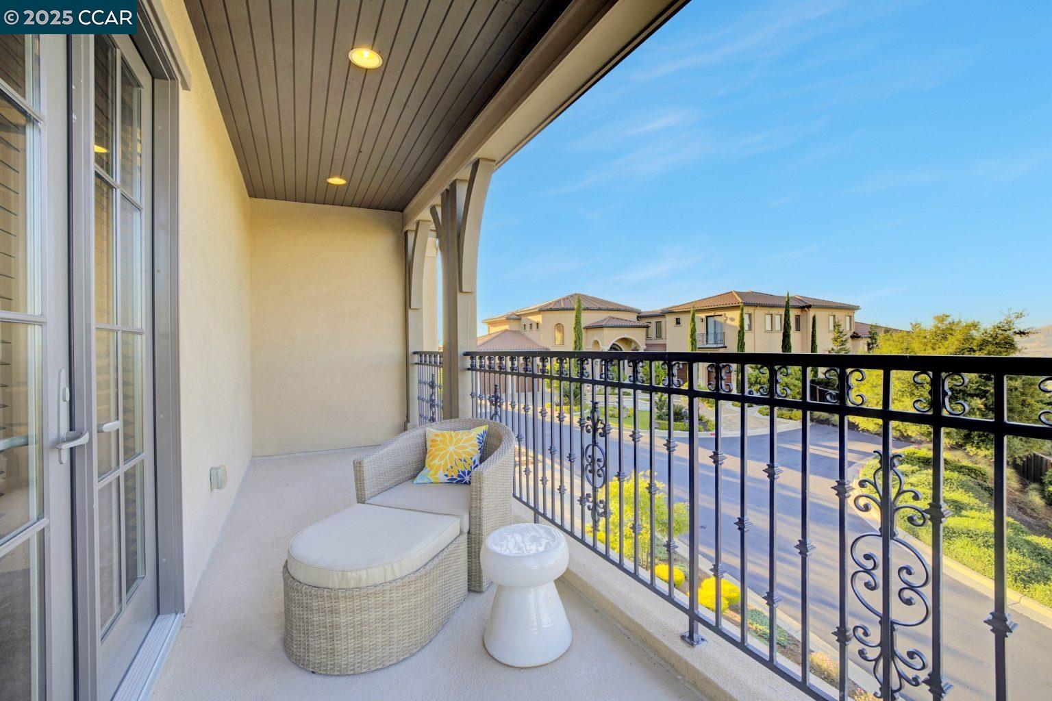 Detail Gallery Image 29 of 60 For 131 Wittenham Ct, San Ramon,  CA 94583 - 5 Beds | 3/1 Baths