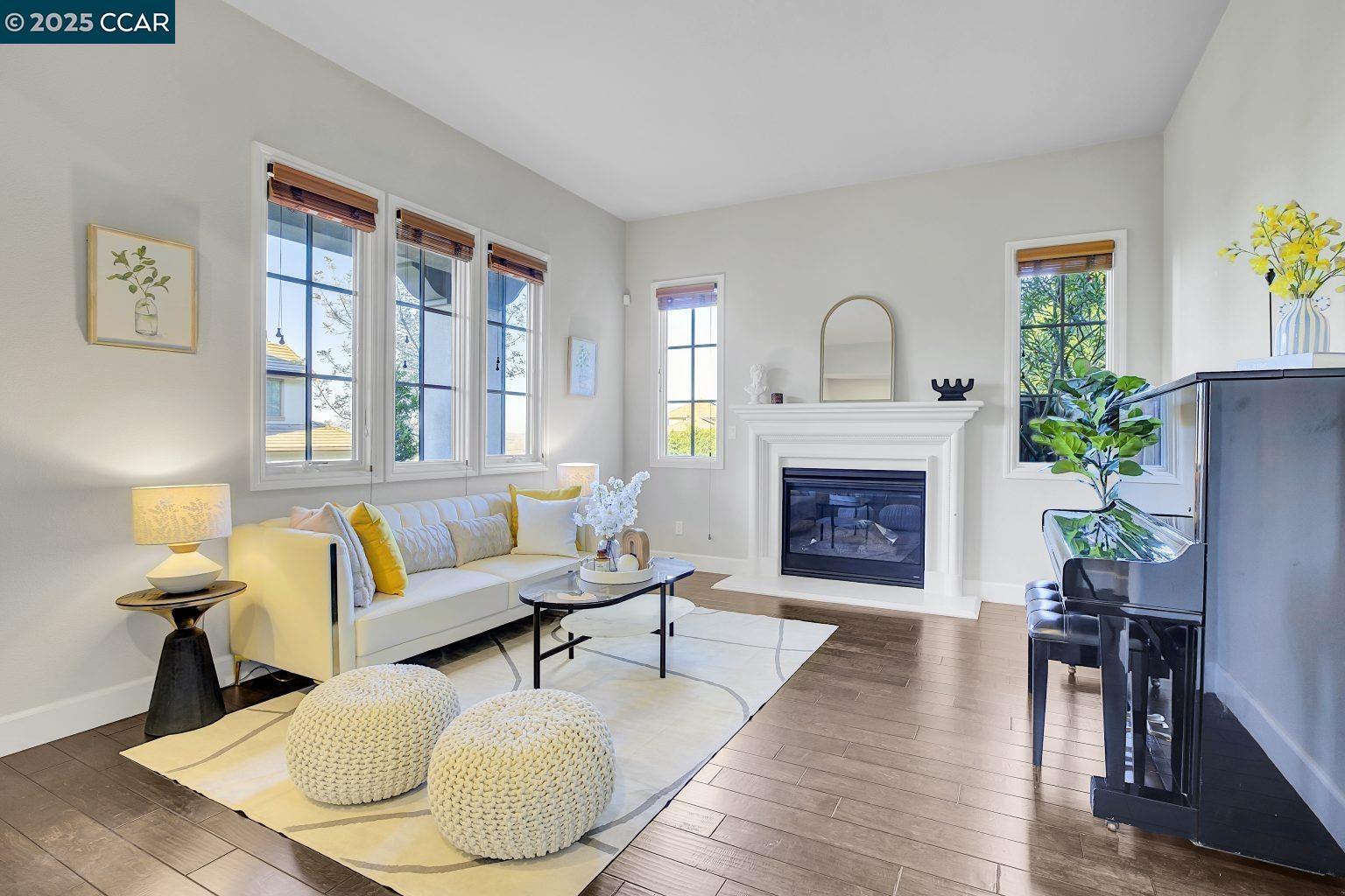 Detail Gallery Image 4 of 60 For 131 Wittenham Ct, San Ramon,  CA 94583 - 5 Beds | 3/1 Baths