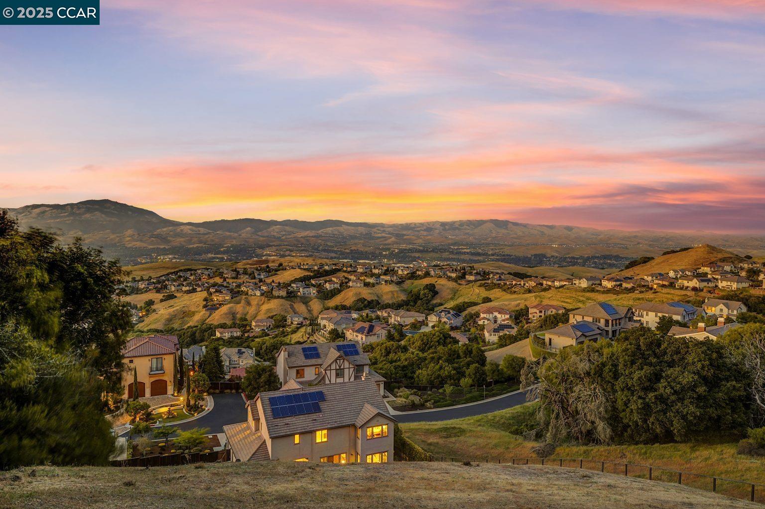Detail Gallery Image 37 of 60 For 131 Wittenham Ct, San Ramon,  CA 94583 - 5 Beds | 3/1 Baths
