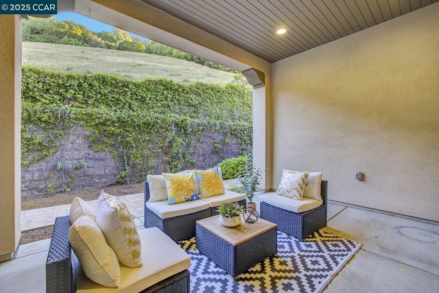 Detail Gallery Image 40 of 60 For 131 Wittenham Ct, San Ramon,  CA 94583 - 5 Beds | 3/1 Baths
