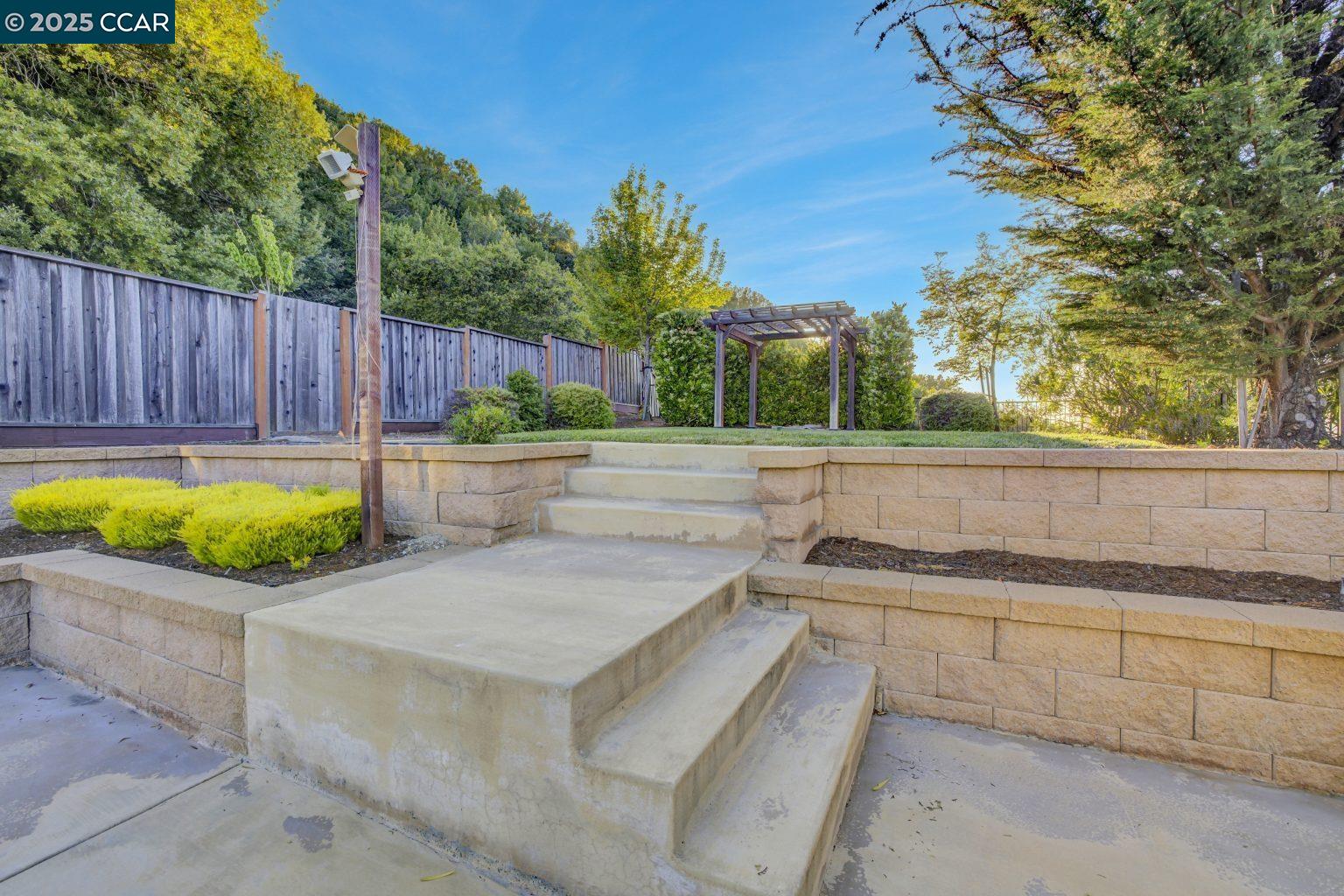 Detail Gallery Image 44 of 60 For 131 Wittenham Ct, San Ramon,  CA 94583 - 5 Beds | 3/1 Baths