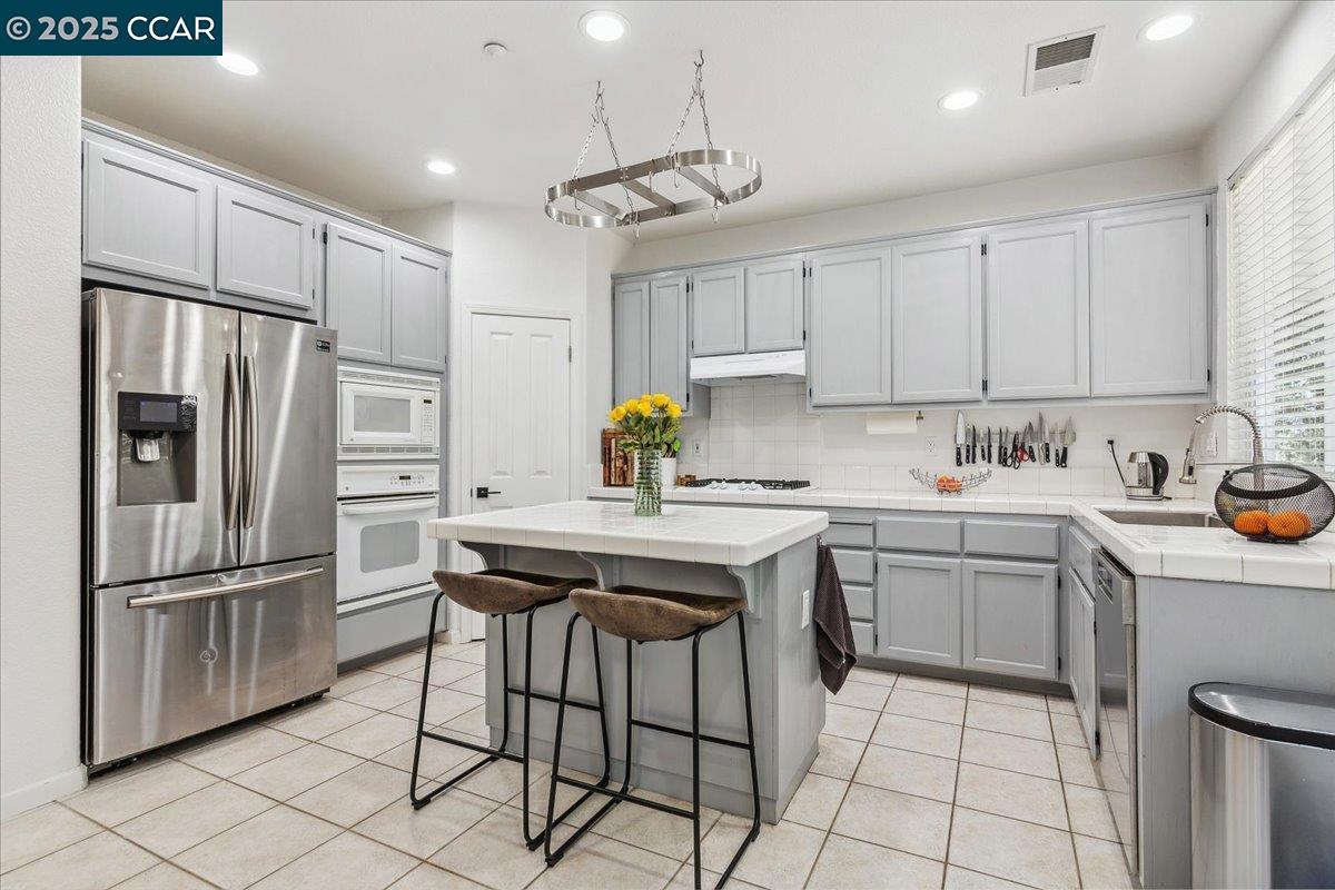 2931 Lundin Ln, Brentwood, California 94513, 4 Bedrooms Bedrooms, 9 Rooms Rooms,3 BathroomsBathrooms,Residential,For Sale,2931 Lundin Ln,41096698