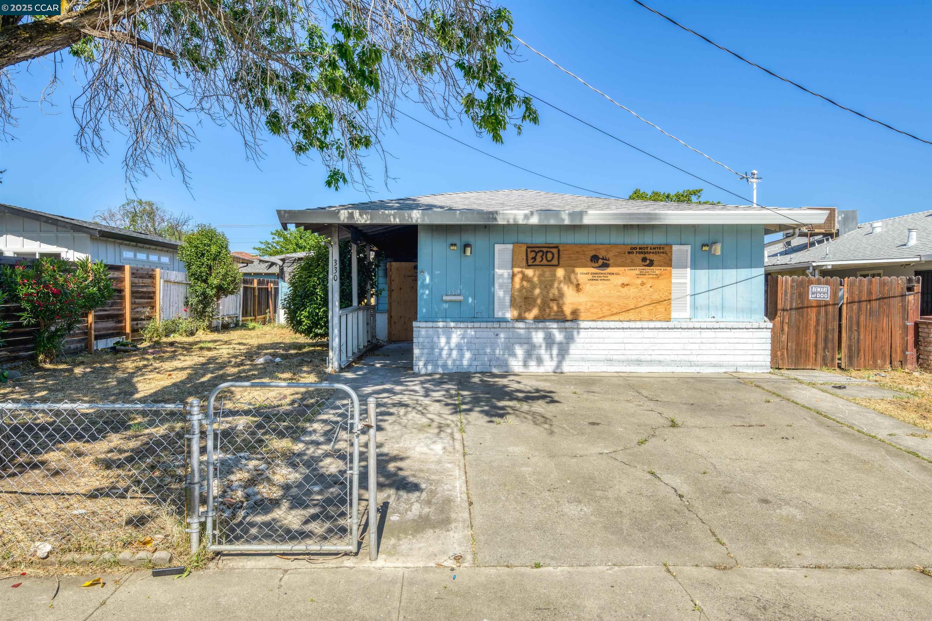 Detail Gallery Image 1 of 1 For 330 Warren Way, Pittsburg,  CA 94565 - 3 Beds | 1 Baths