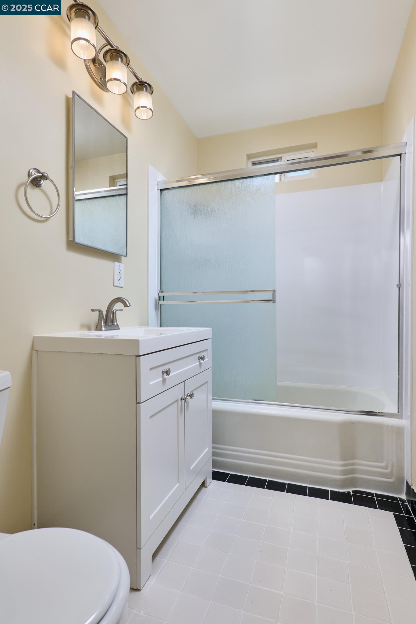 133 Plov Way, Vallejo, California 94590, 3 Bedrooms Bedrooms, 6 Rooms Rooms,1 BathroomBathrooms,Residential,For Sale,133 Plov Way,41096700