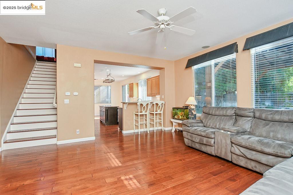 Detail Gallery Image 10 of 41 For 100 Cardinal Ln, Discovery Bay,  CA 94505 - 3 Beds | 2/1 Baths