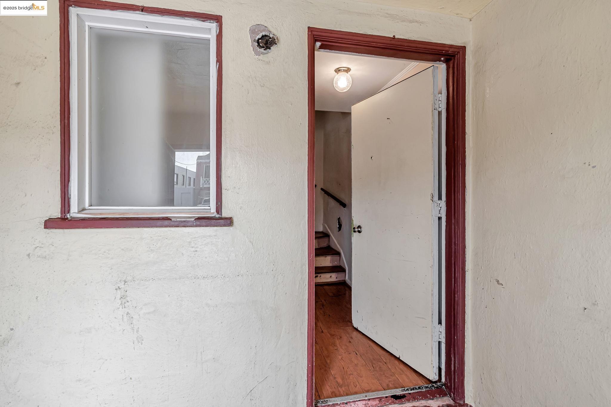 4040 Ortega St, San Francisco, California 94122, 2 Bedrooms Bedrooms, 4 Rooms Rooms,2 BathroomsBathrooms,Residential,For Sale,4040 Ortega St,41096704