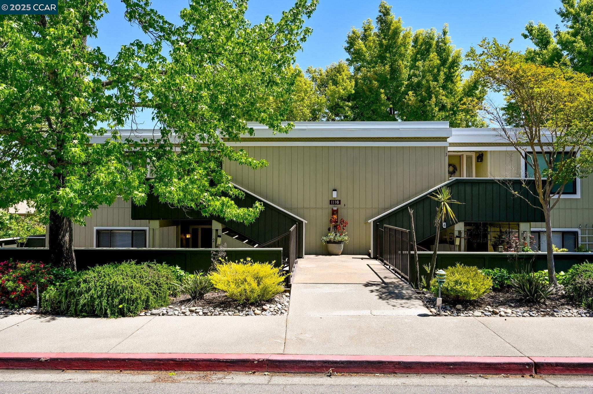 1116 Running Springs Rd # 2, Walnut Creek, California 94595, 2 Bedrooms Bedrooms, 6 Rooms Rooms,1 BathroomBathrooms,Residential,For Sale,1116 Running Springs Rd # 2,41096706