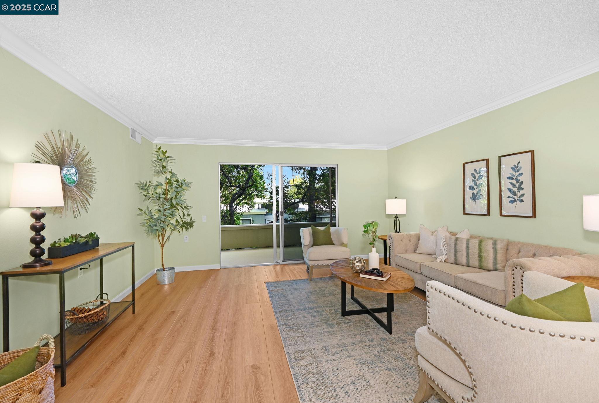 1116 Running Springs Rd # 2, Walnut Creek, California 94595, 2 Bedrooms Bedrooms, 6 Rooms Rooms,1 BathroomBathrooms,Residential,For Sale,1116 Running Springs Rd # 2,41096706