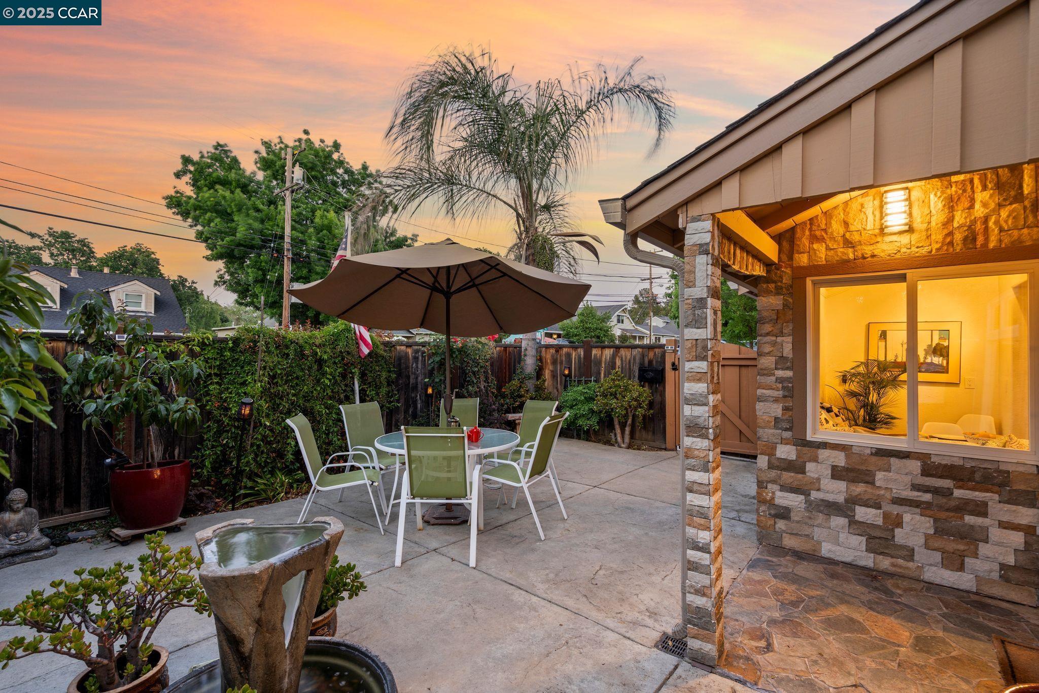 Detail Gallery Image 36 of 45 For 4218 Cobblestone Dr, Concord,  CA 94521 - 3 Beds | 2 Baths