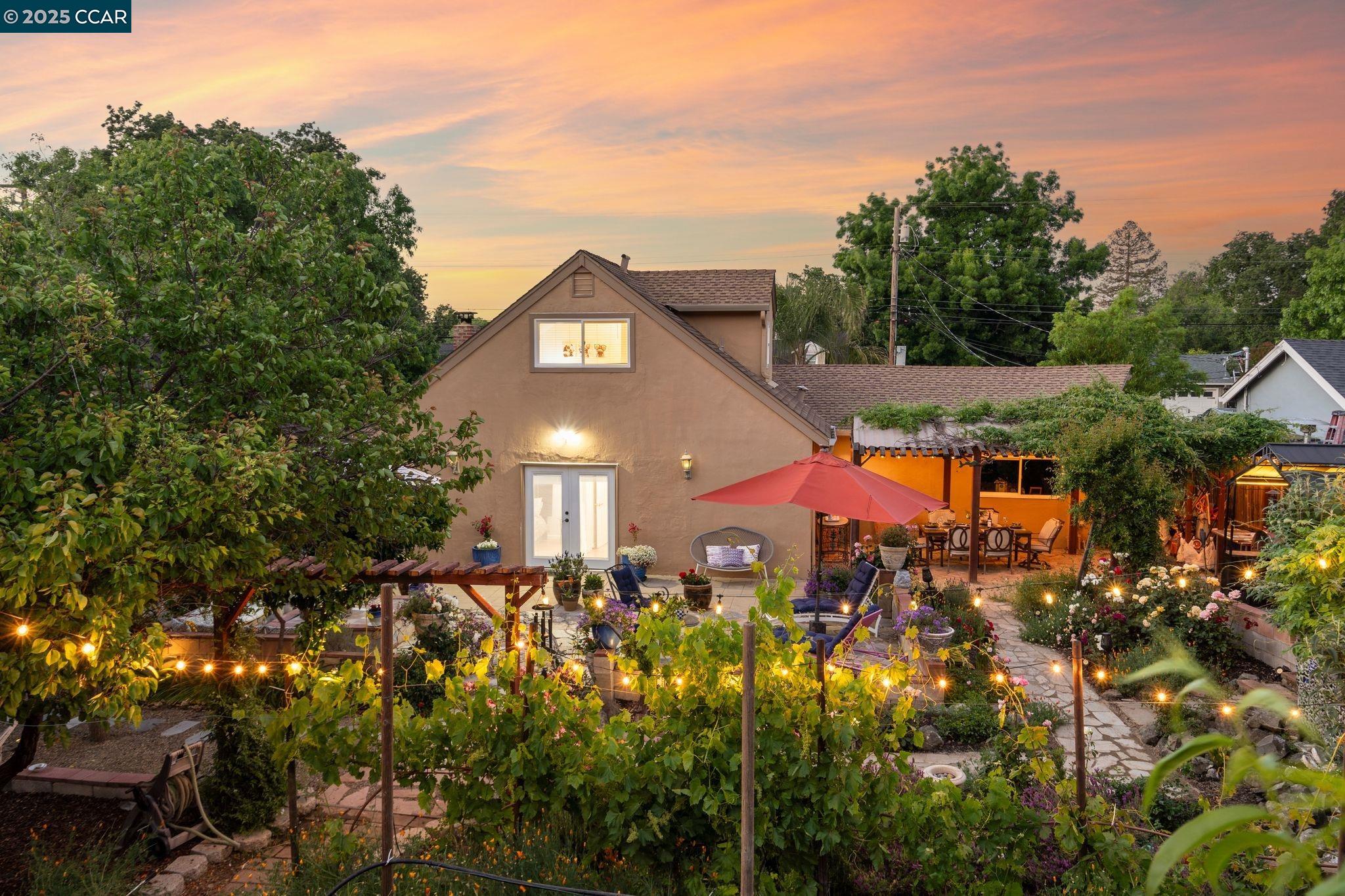 Detail Gallery Image 39 of 45 For 4218 Cobblestone Dr, Concord,  CA 94521 - 3 Beds | 2 Baths