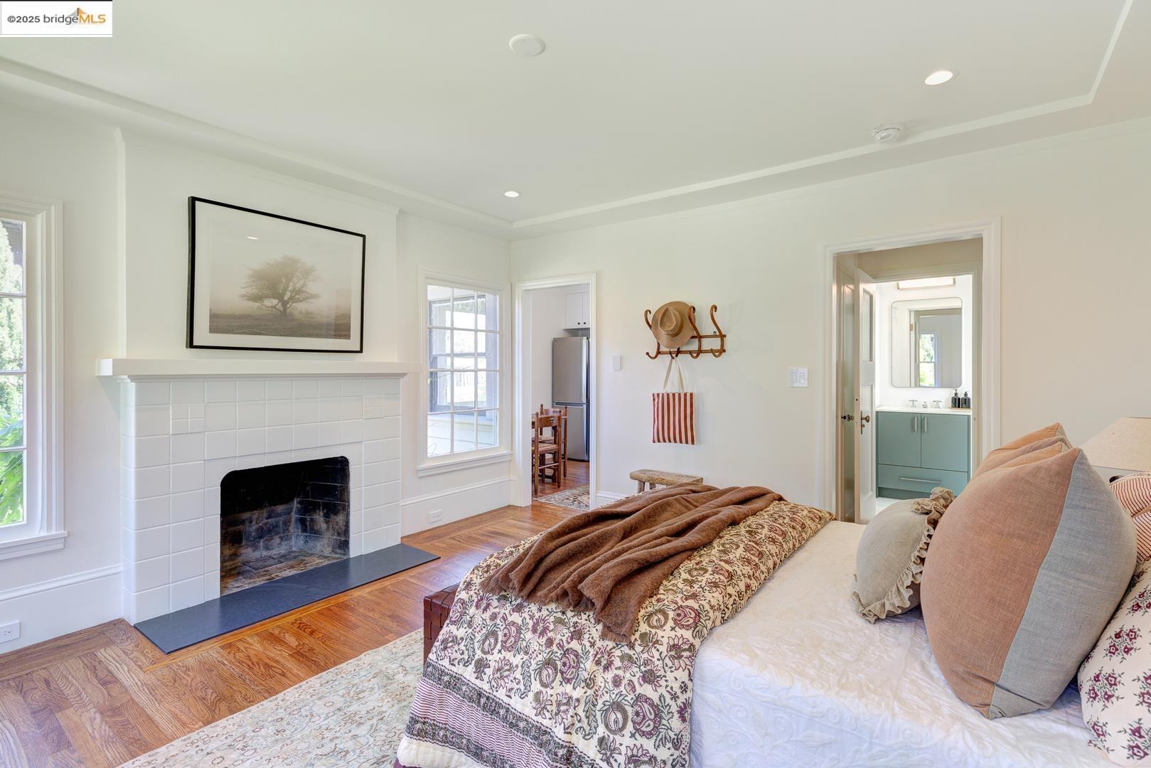 Photo #8: 41096717 Listing: Photo #8