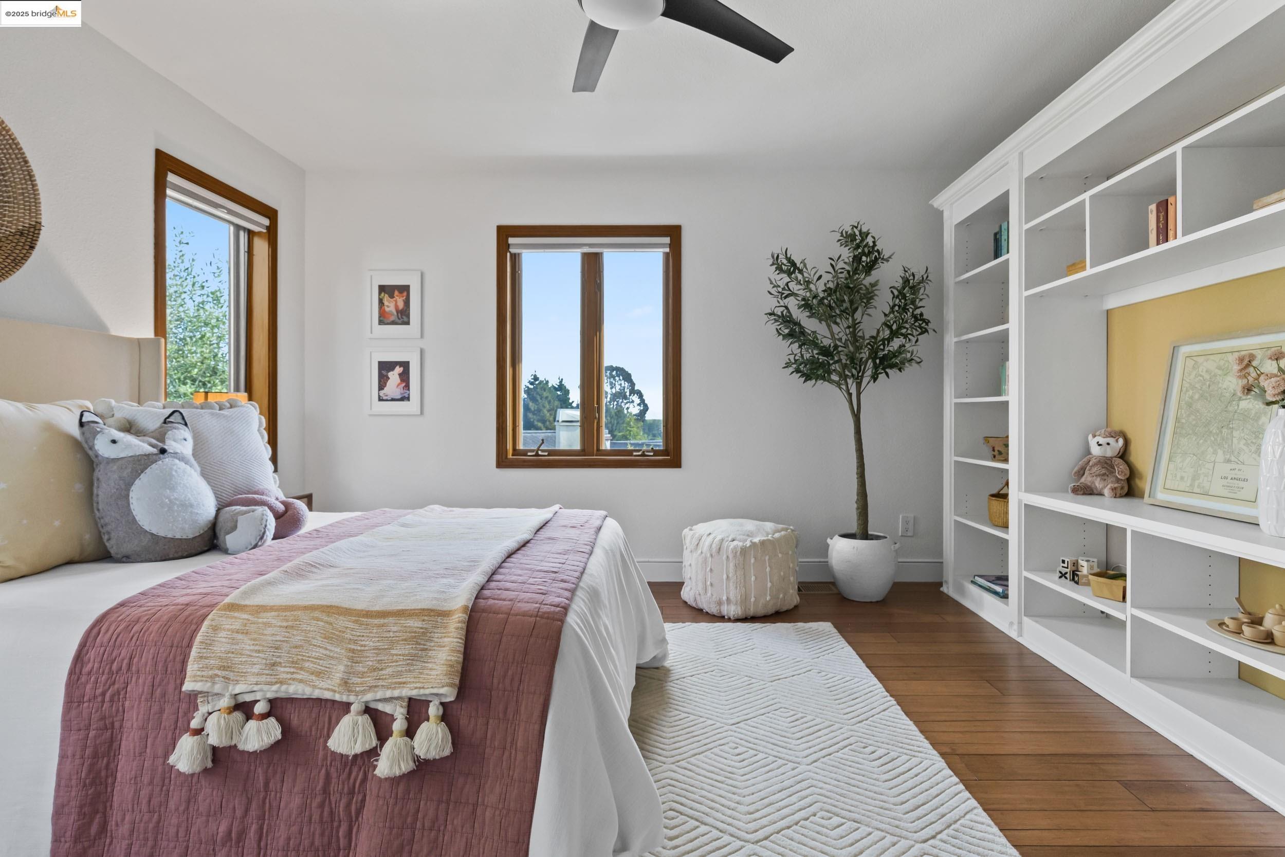 6154 Buena Vista Ave, Oakland, California 94618, 3 Bedrooms Bedrooms, 6 Rooms Rooms,2 BathroomsBathrooms,Residential,For Sale,6154 Buena Vista Ave,41096719