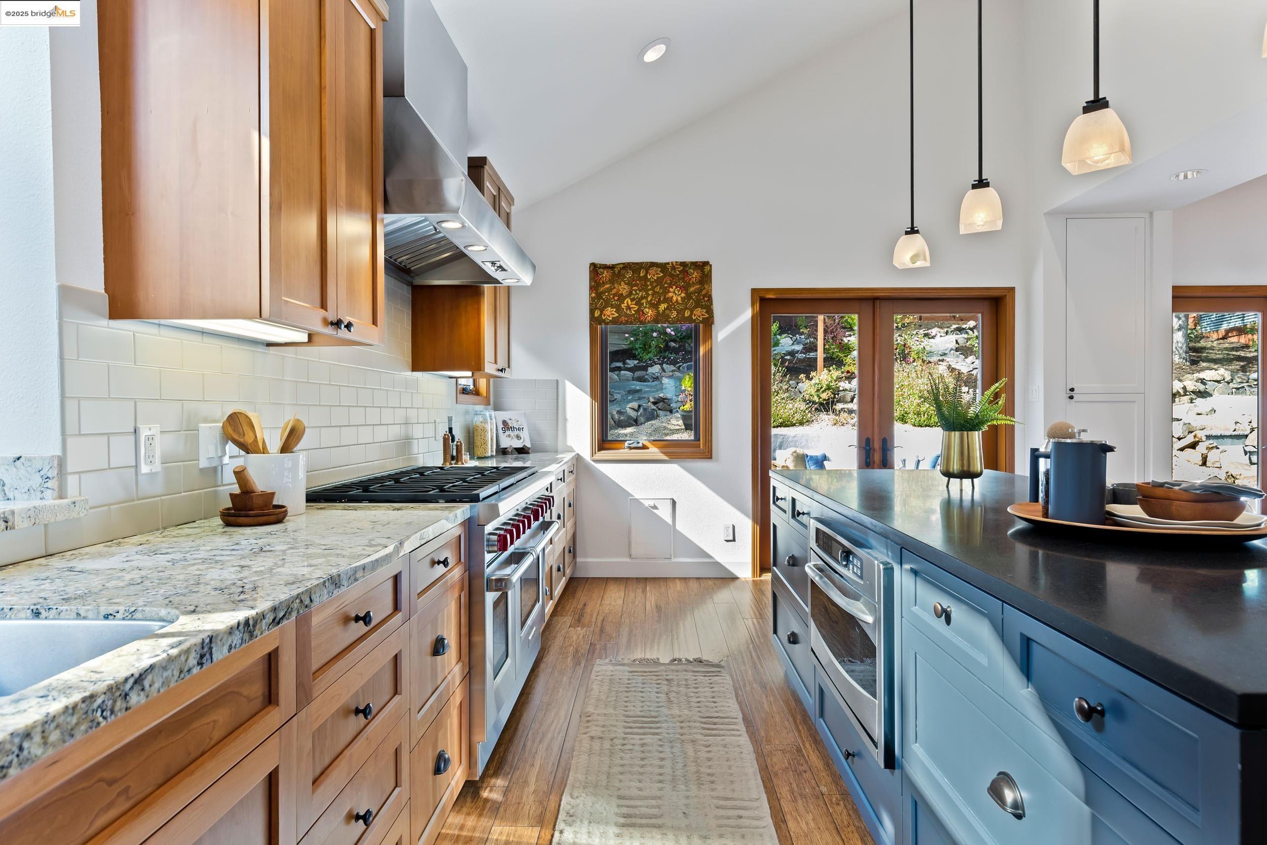 6154 Buena Vista Ave, Oakland, California 94618, 3 Bedrooms Bedrooms, 6 Rooms Rooms,2 BathroomsBathrooms,Residential,For Sale,6154 Buena Vista Ave,41096719