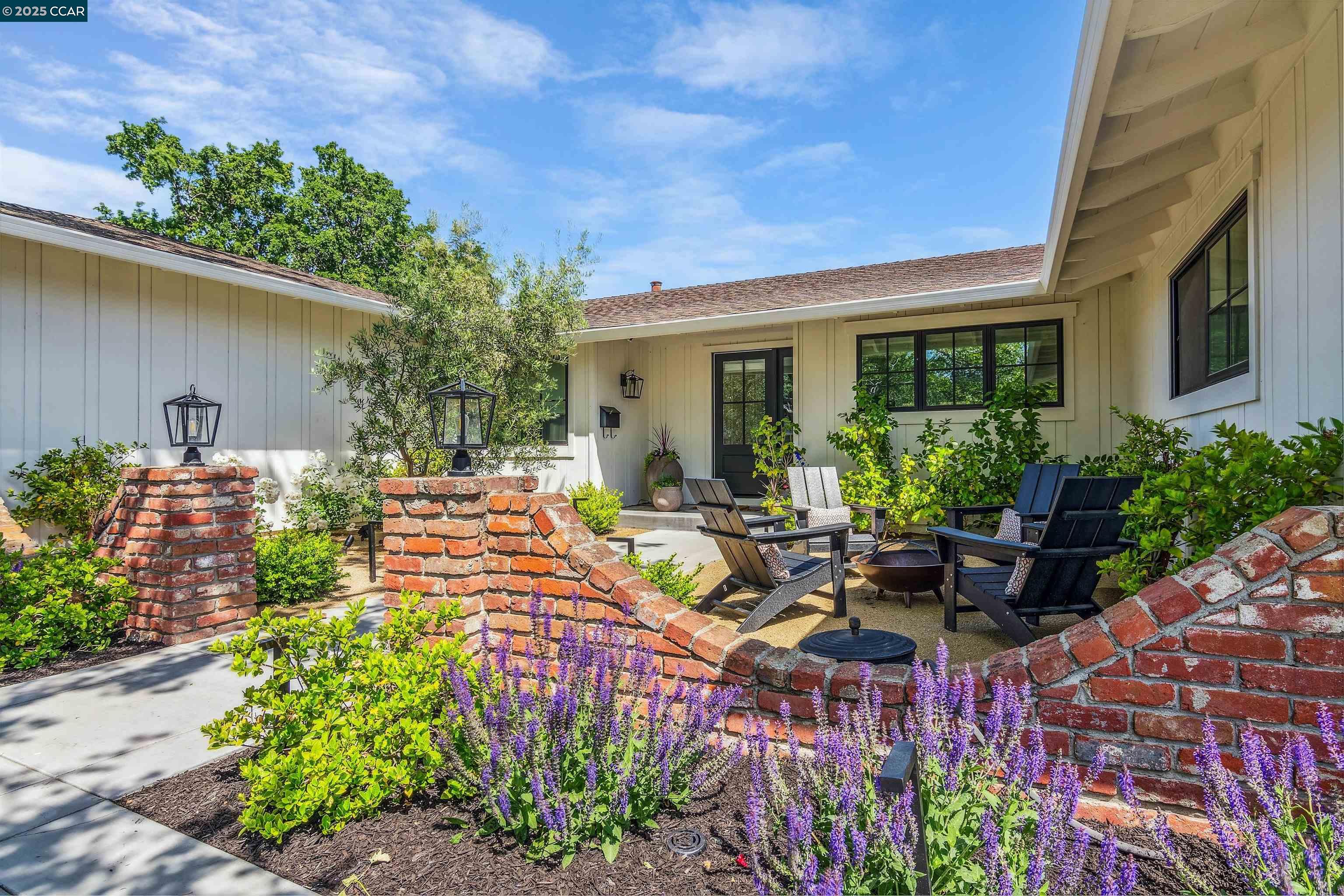 2336 Welsh Ct, Walnut Creek, California 94598, 5 Bedrooms Bedrooms, 10 Rooms Rooms,2 BathroomsBathrooms,Residential,For Sale,2336 Welsh Ct,41096720