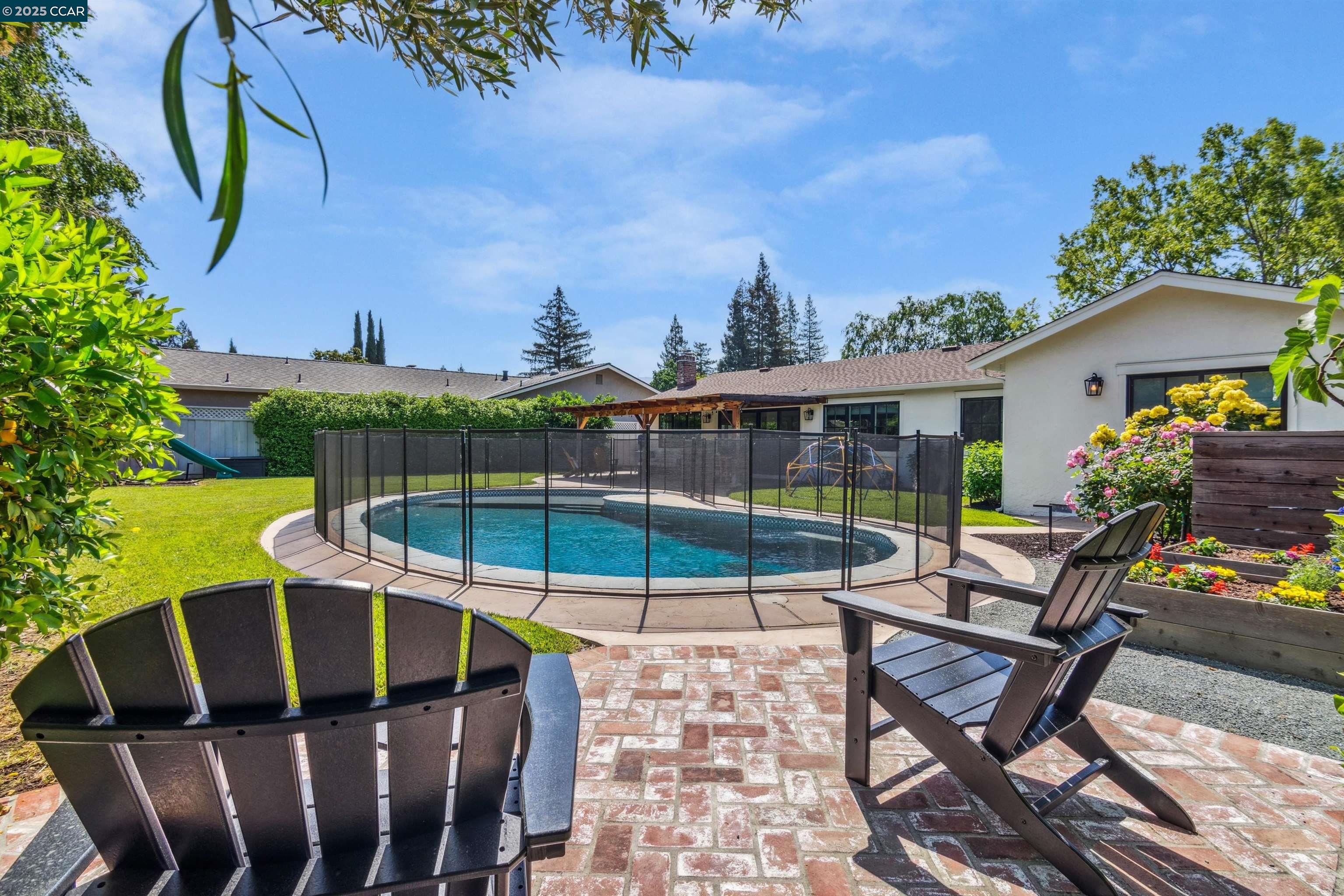 2336 Welsh Ct, Walnut Creek, California 94598, 5 Bedrooms Bedrooms, 10 Rooms Rooms,2 BathroomsBathrooms,Residential,For Sale,2336 Welsh Ct,41096720