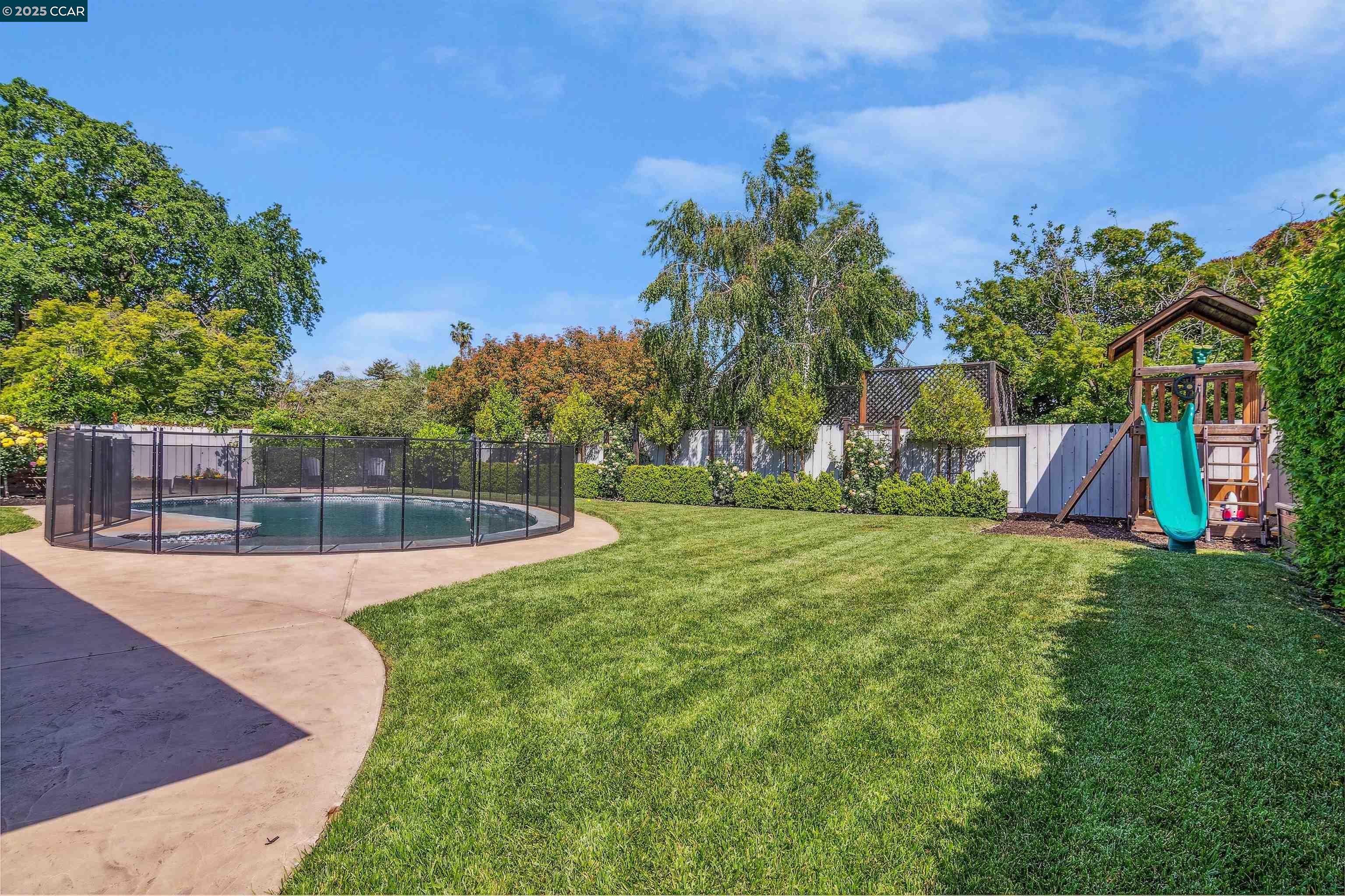 2336 Welsh Ct, Walnut Creek, California 94598, 5 Bedrooms Bedrooms, 10 Rooms Rooms,2 BathroomsBathrooms,Residential,For Sale,2336 Welsh Ct,41096720
