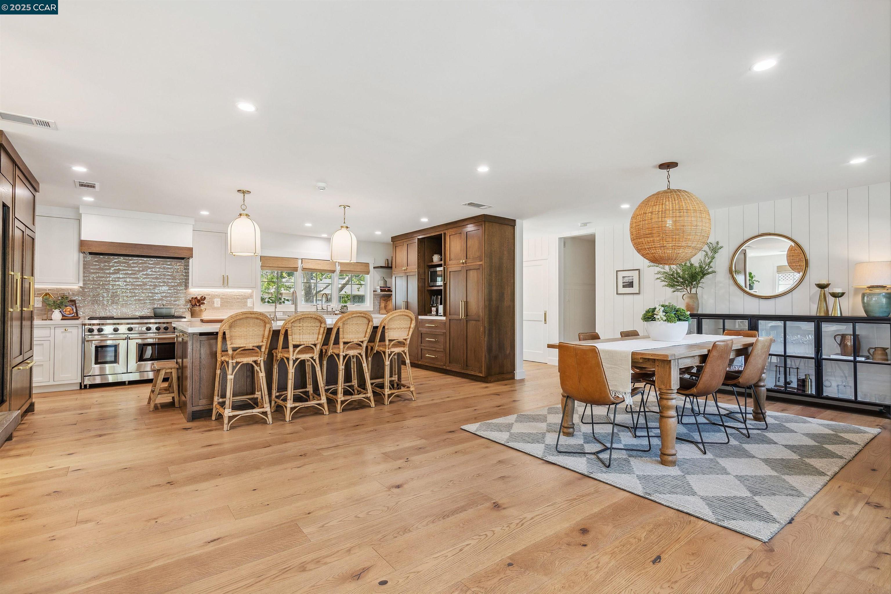 2336 Welsh Ct, Walnut Creek, California 94598, 5 Bedrooms Bedrooms, 10 Rooms Rooms,2 BathroomsBathrooms,Residential,For Sale,2336 Welsh Ct,41096720