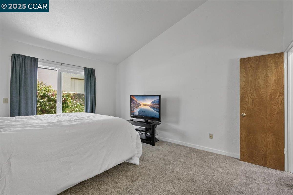 Detail Gallery Image 14 of 23 For 1360 Laurel Ln #7,  San Luis Obispo,  CA 93401 - 3 Beds | 2 Baths