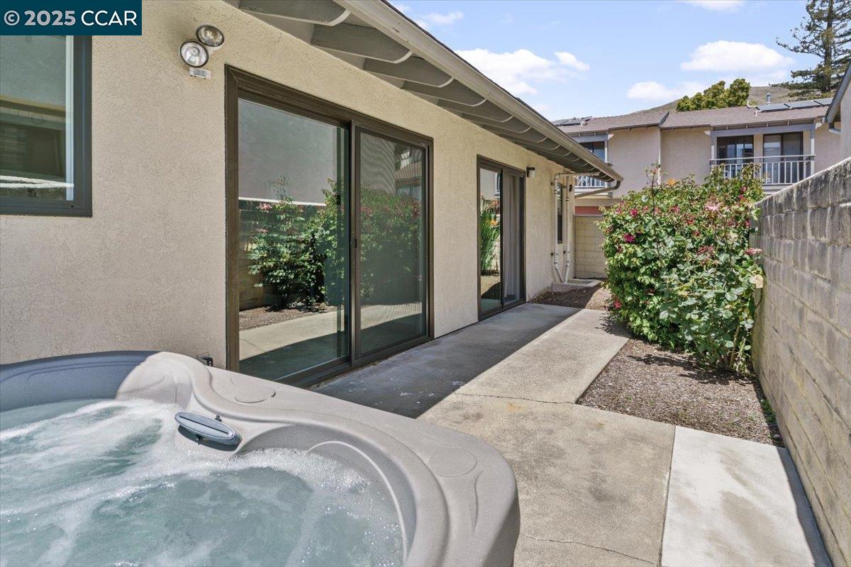 Detail Gallery Image 21 of 23 For 1360 Laurel Ln #7,  San Luis Obispo,  CA 93401 - 3 Beds | 2 Baths