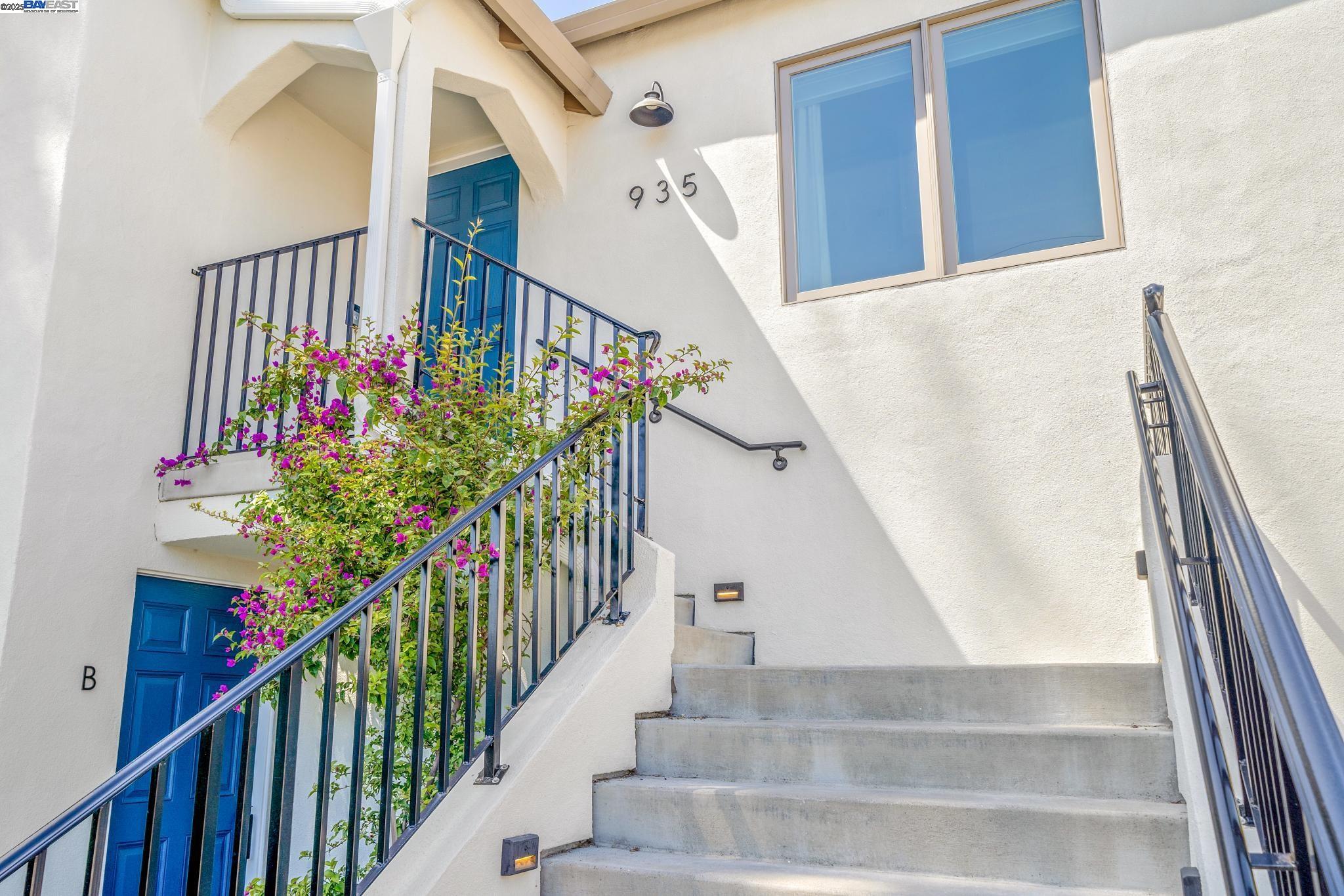 935 Lincoln Ave, Alameda, California 94501, ,Residential Income,For Sale,935 Lincoln Ave,41096722