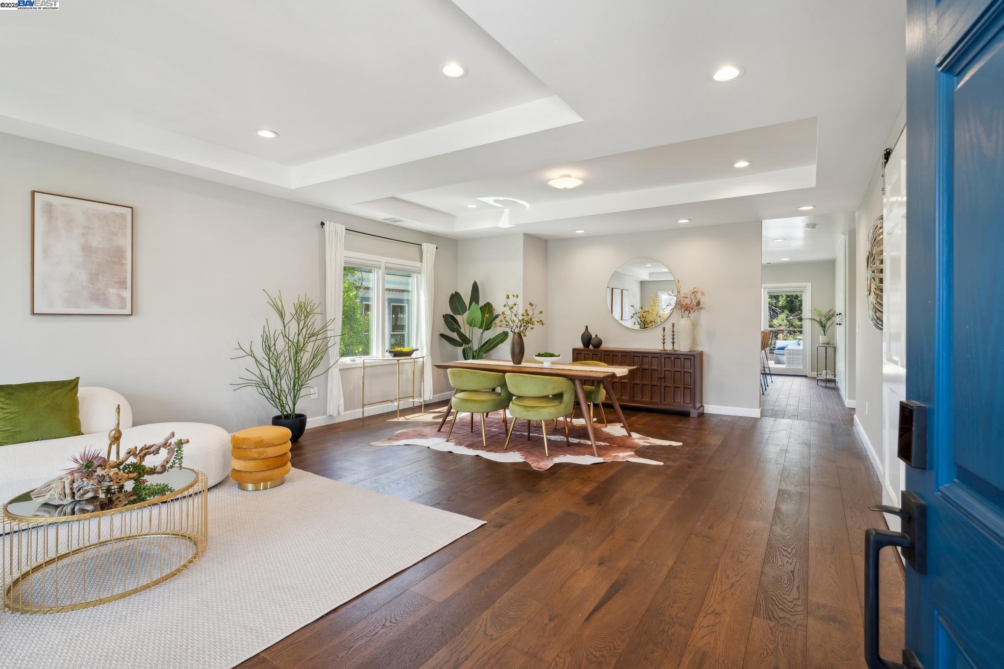 935 Lincoln Ave, Alameda, California 94501, ,Residential Income,For Sale,935 Lincoln Ave,41096722