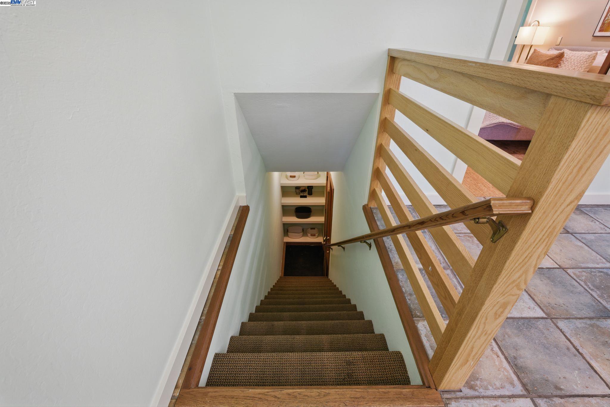 Detail Gallery Image 18 of 59 For 7380 Claremont Ave, Berkeley,  CA 94705 - 3 Beds | 2/1 Baths