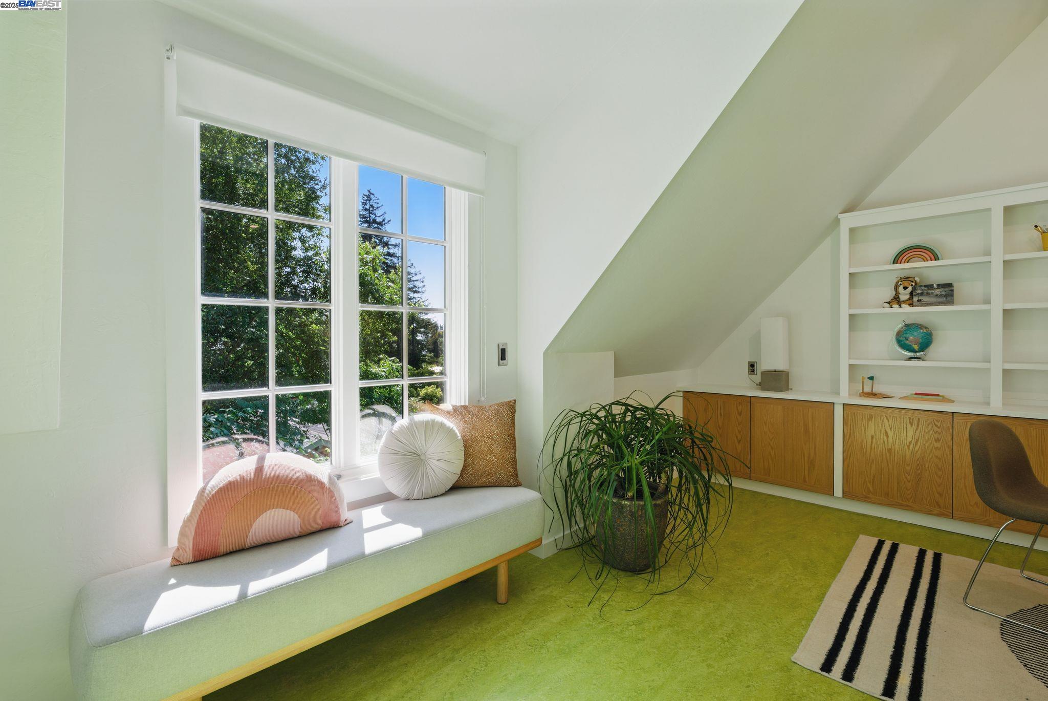 Detail Gallery Image 44 of 59 For 7380 Claremont Ave, Berkeley,  CA 94705 - 3 Beds | 2/1 Baths
