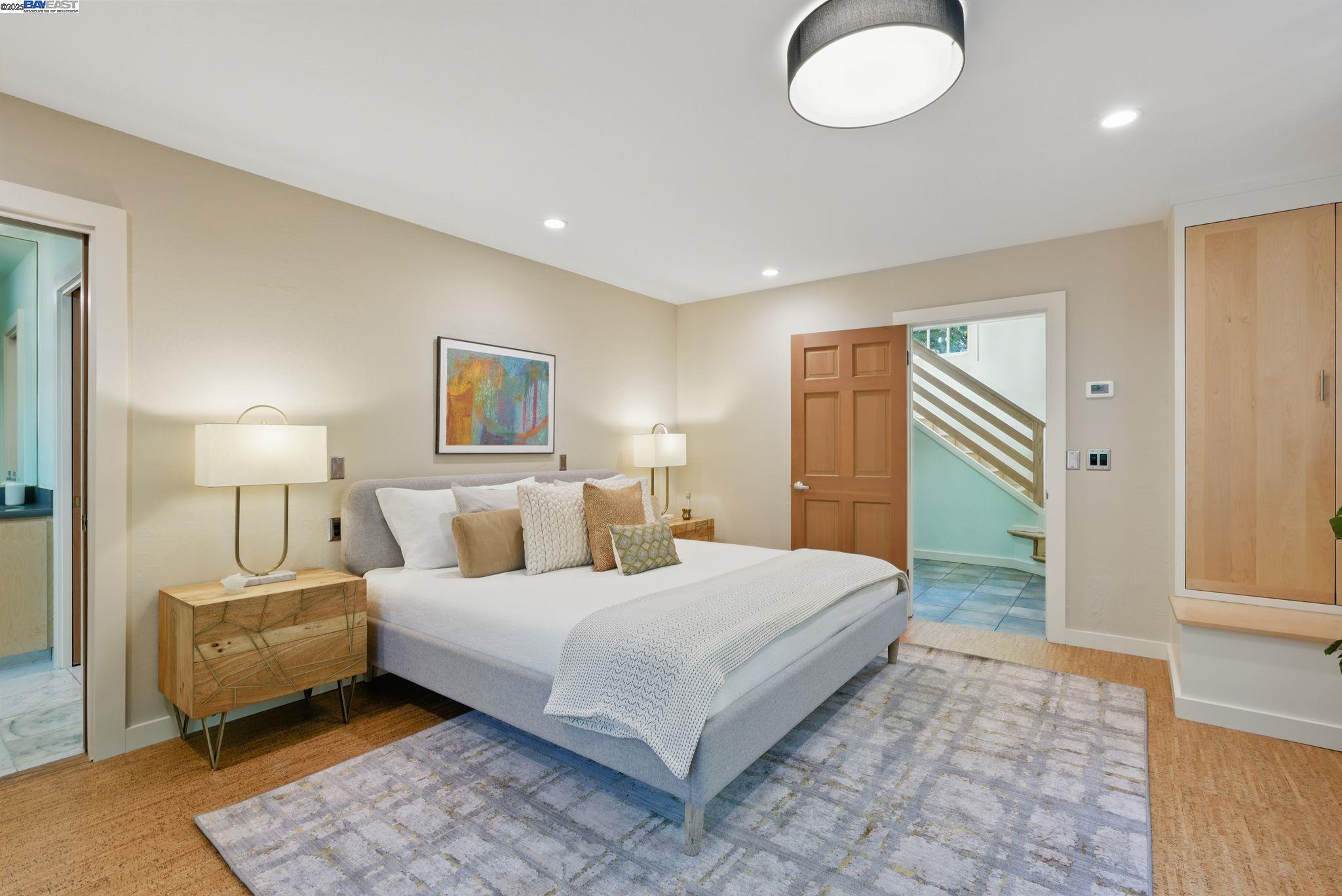 Detail Gallery Image 6 of 59 For 7380 Claremont Ave, Berkeley,  CA 94705 - 3 Beds | 2/1 Baths