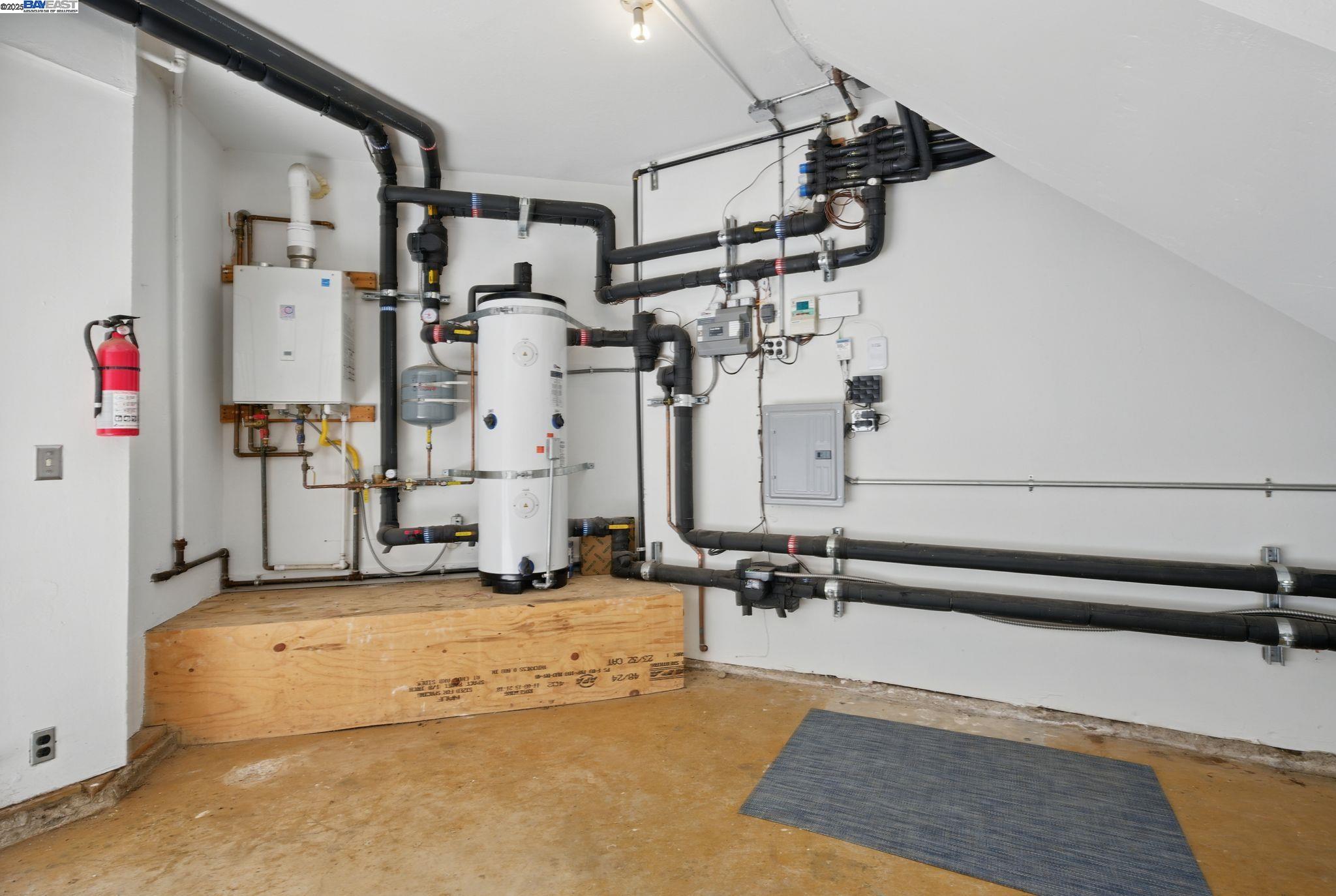 Detail Gallery Image 57 of 59 For 7380 Claremont Ave, Berkeley,  CA 94705 - 3 Beds | 2/1 Baths