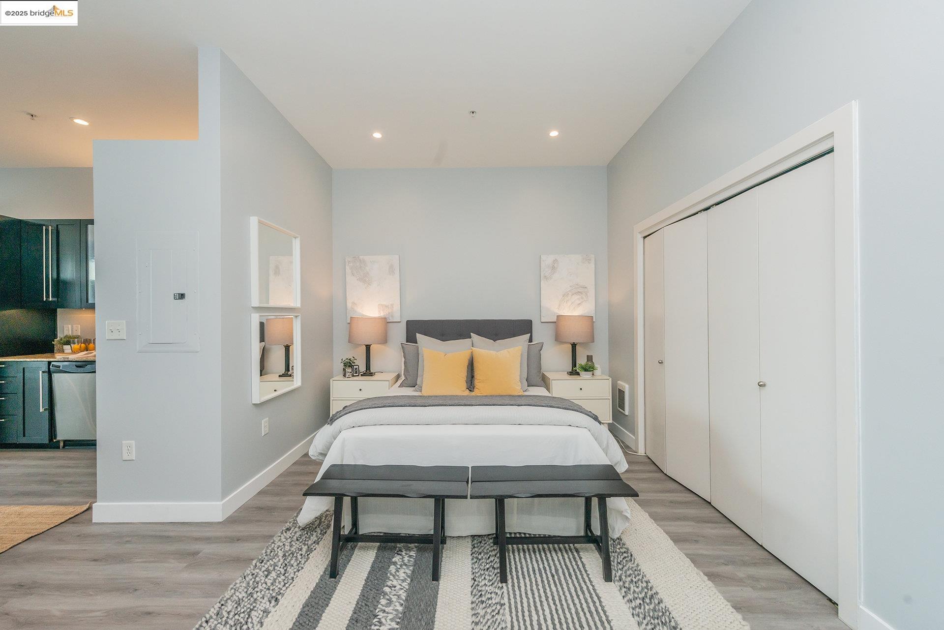 1001 46Th St # 220, Emeryville, California 94608, 1 Bedroom Bedrooms, 3 Rooms Rooms,1 BathroomBathrooms,Residential,For Sale,1001 46Th St # 220,41096729