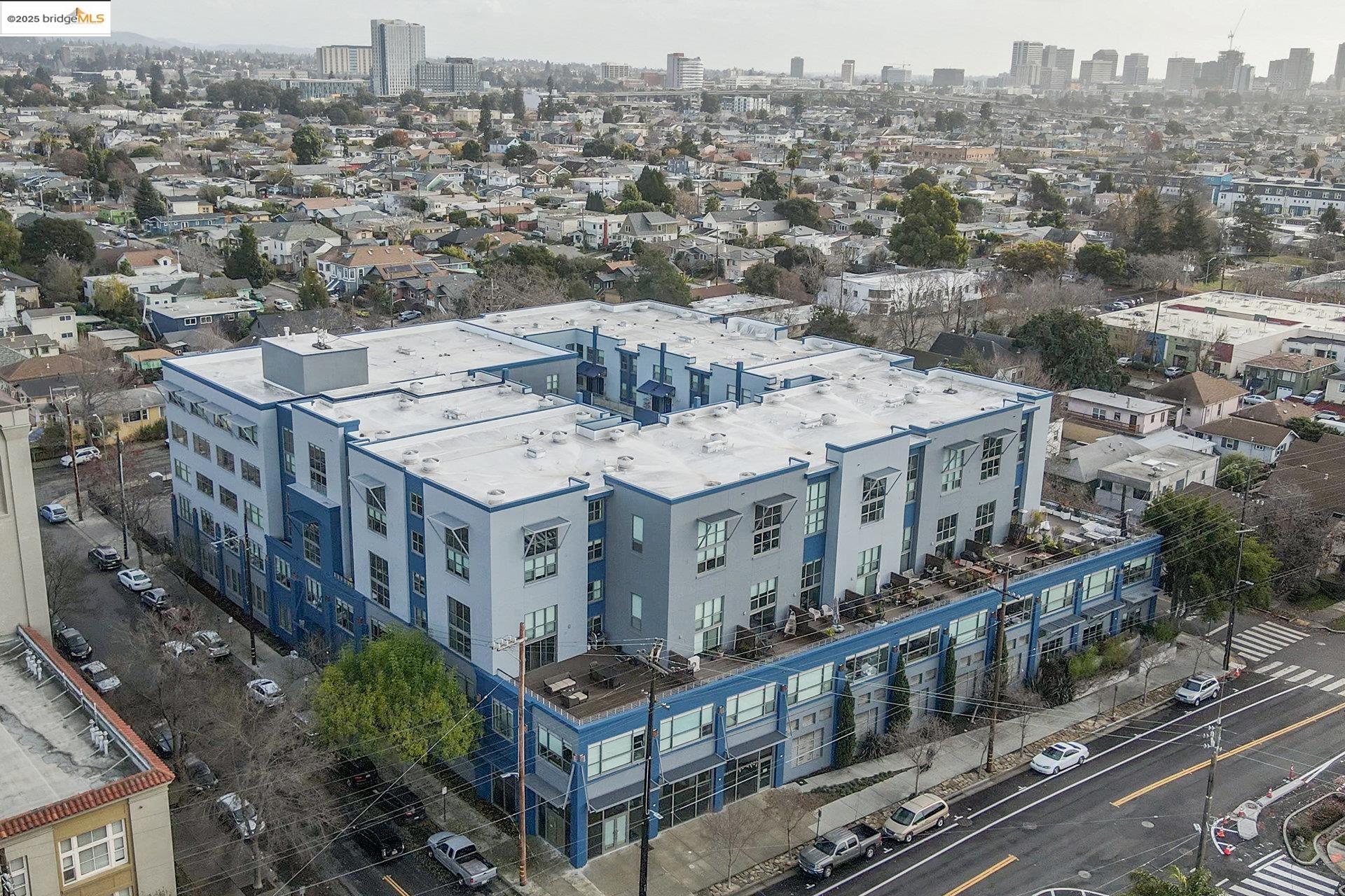1001 46Th St # 220, Emeryville, California 94608, 1 Bedroom Bedrooms, 3 Rooms Rooms,1 BathroomBathrooms,Residential,For Sale,1001 46Th St # 220,41096729