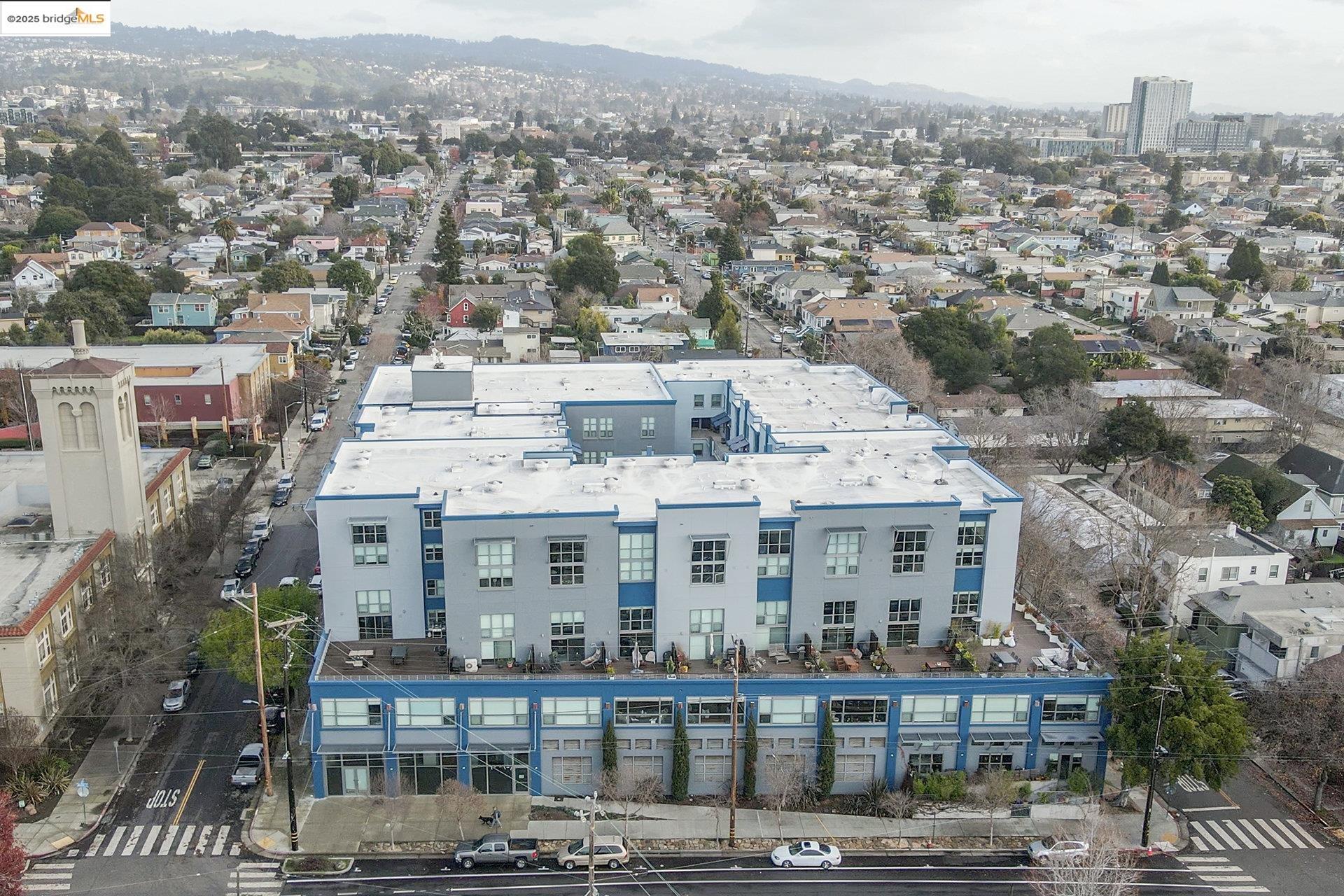 1001 46Th St # 220, Emeryville, California 94608, 1 Bedroom Bedrooms, 3 Rooms Rooms,1 BathroomBathrooms,Residential,For Sale,1001 46Th St # 220,41096729