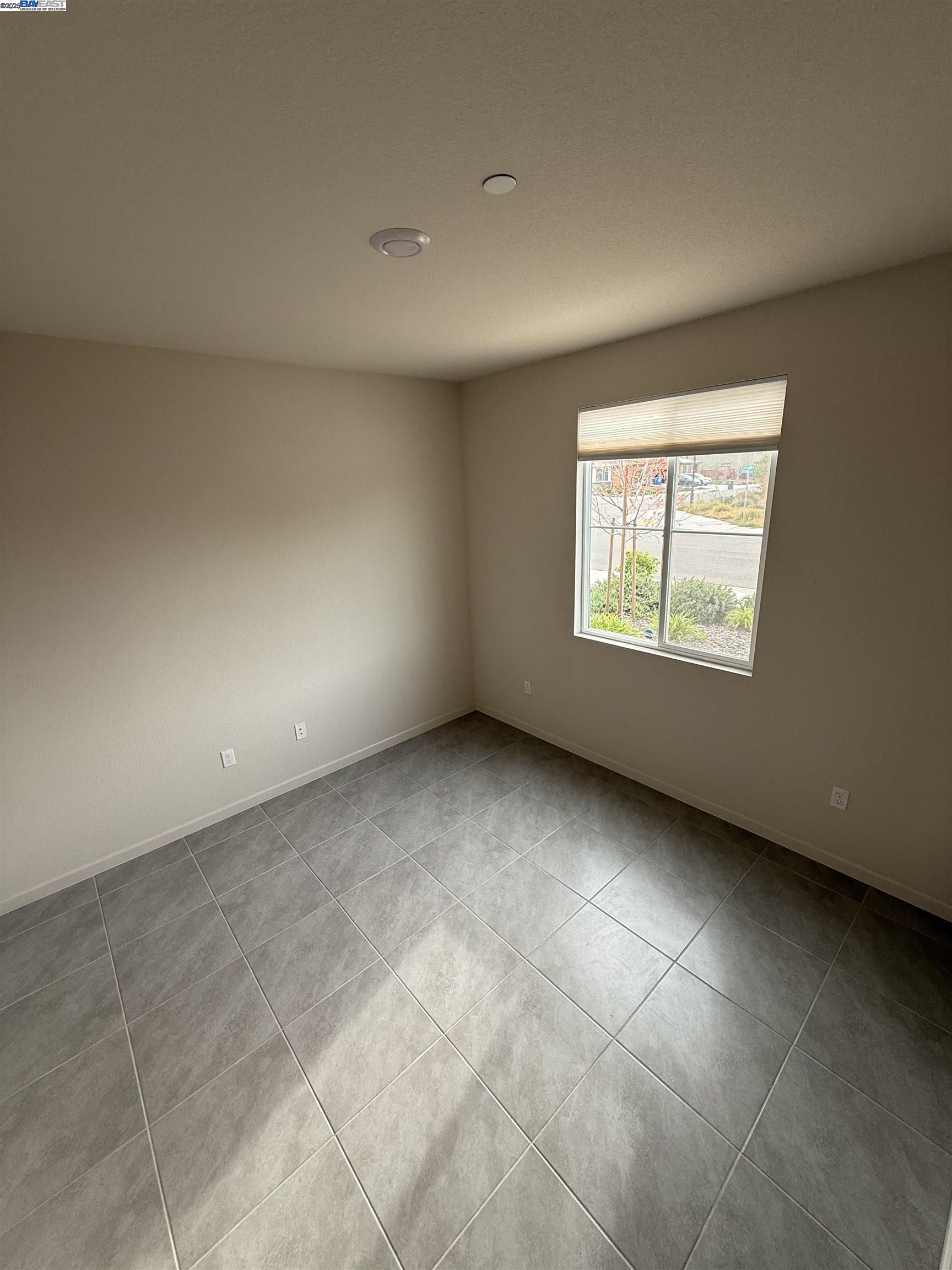 745 Daybreak Dr, Dixon, California 95620, 4 Bedrooms Bedrooms, ,3 BathroomsBathrooms,Residential Lease,For Rent,745 Daybreak Dr,41096730