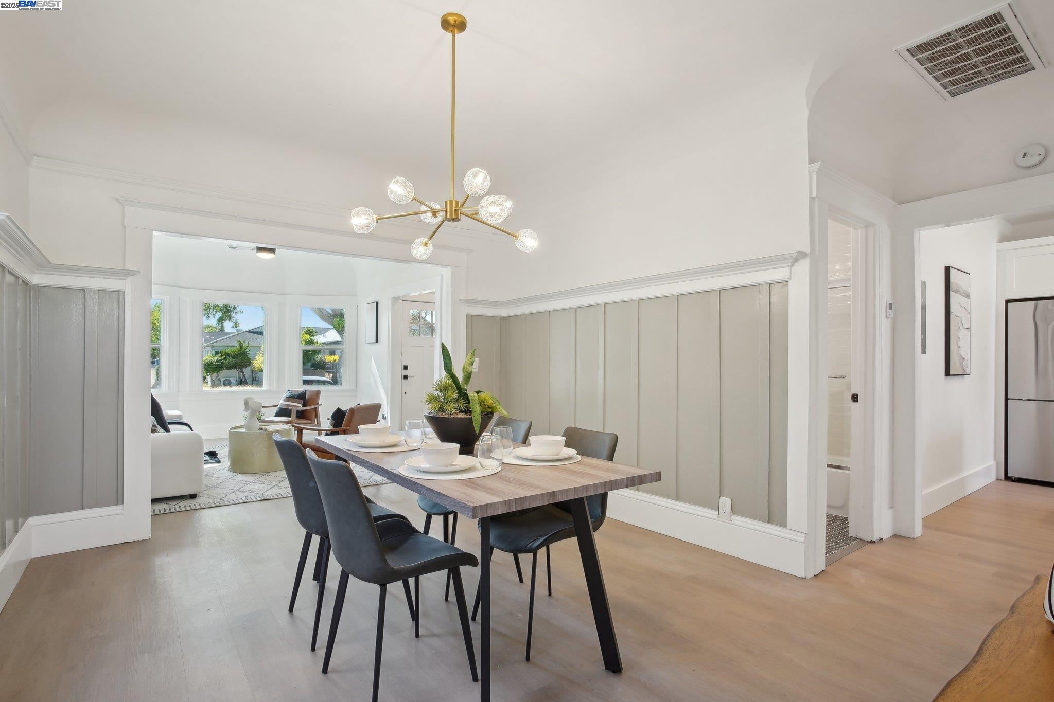 1834 8Th St, Alameda, California 94501, 2 Bedrooms Bedrooms, 5 Rooms Rooms,2 BathroomsBathrooms,Residential,For Sale,1834 8Th St,41096731